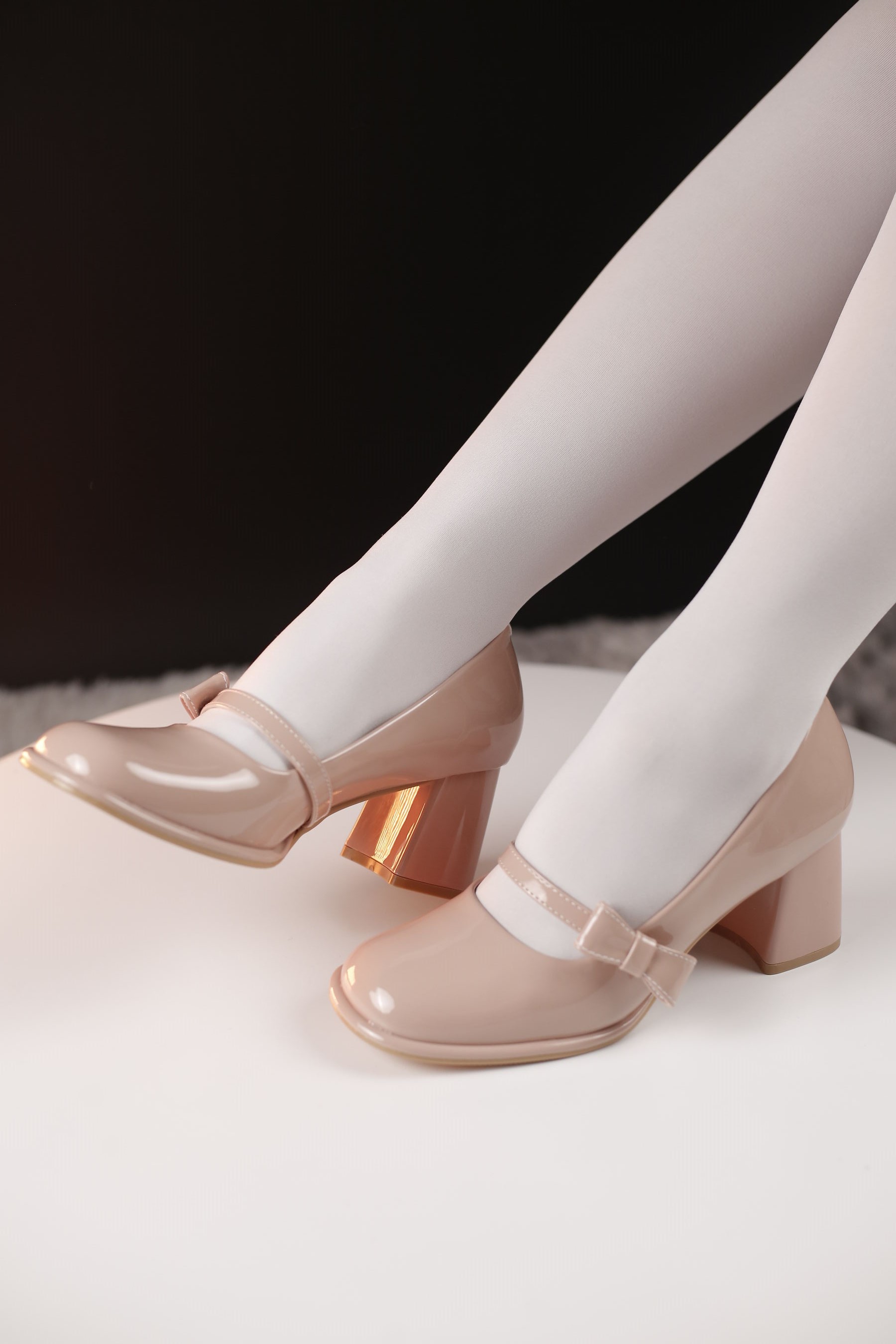 小糖果 微甜 - 粉色的高跟  第37张