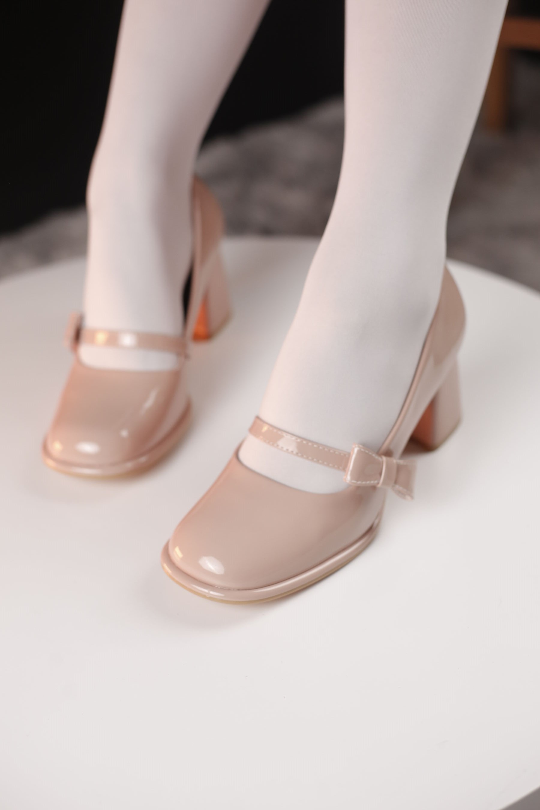 小糖果 微甜 - 粉色的高跟  第46张