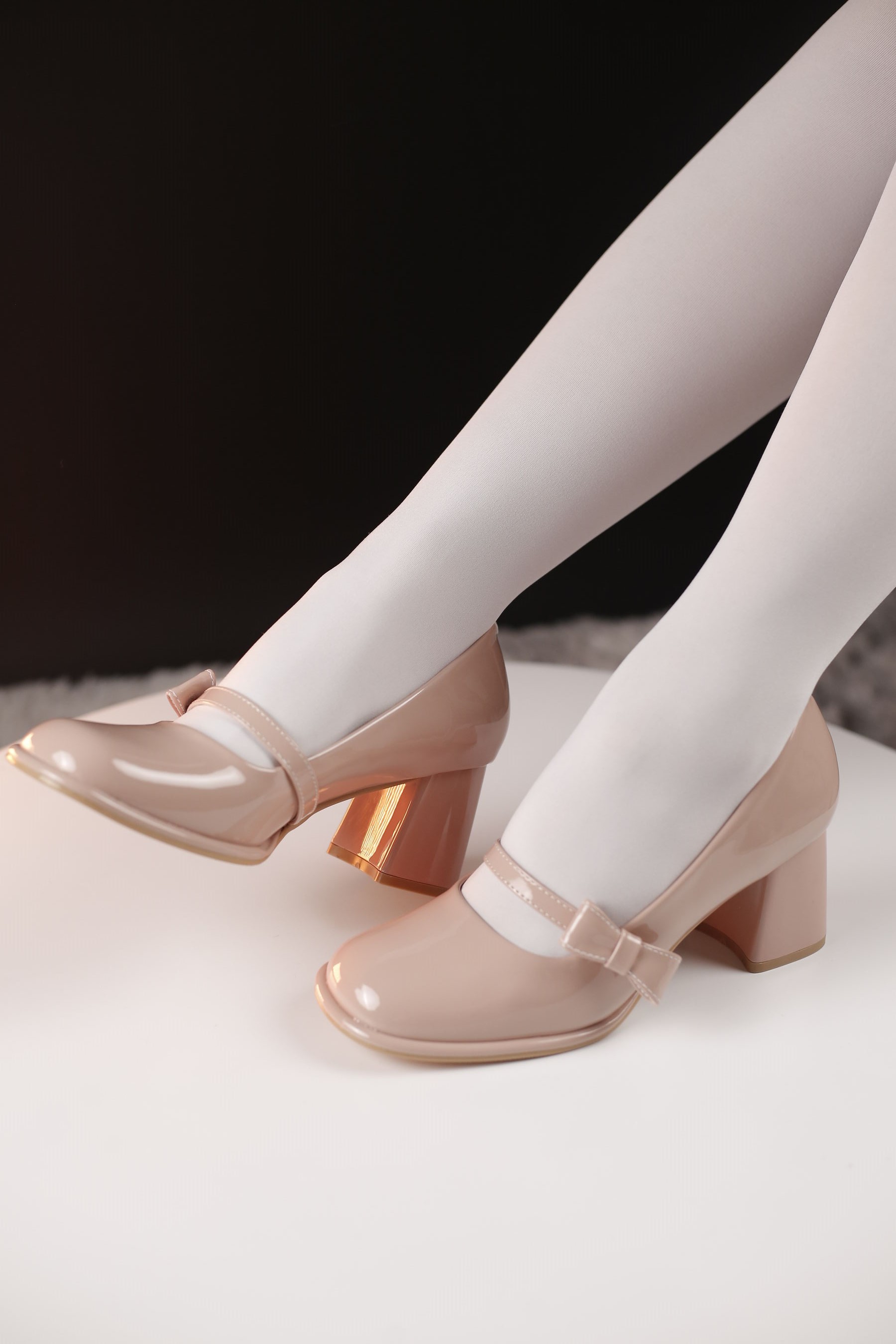 小糖果 微甜 - 粉色的高跟  第36张