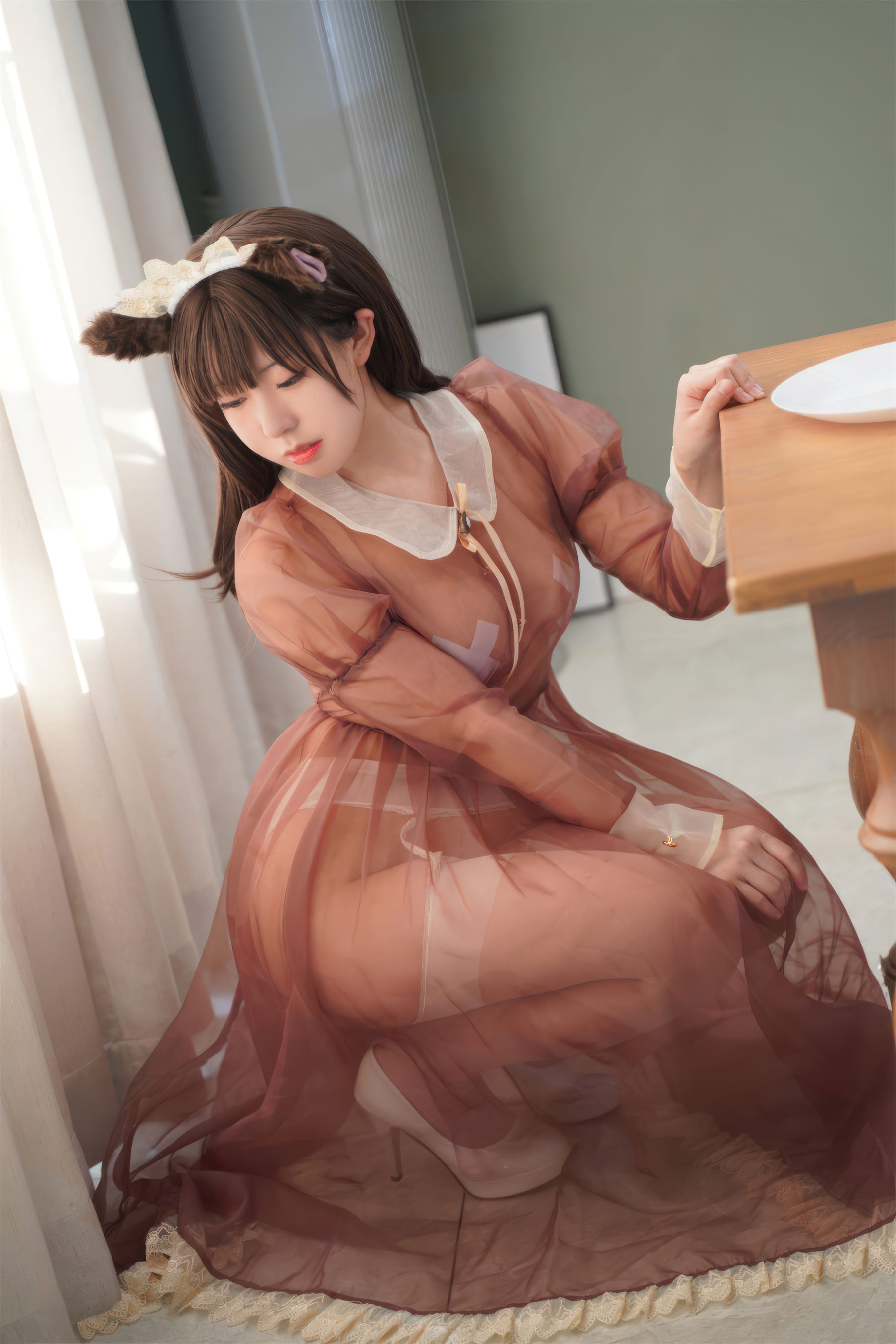 虎森森 - 棕色透明女仆  第8张