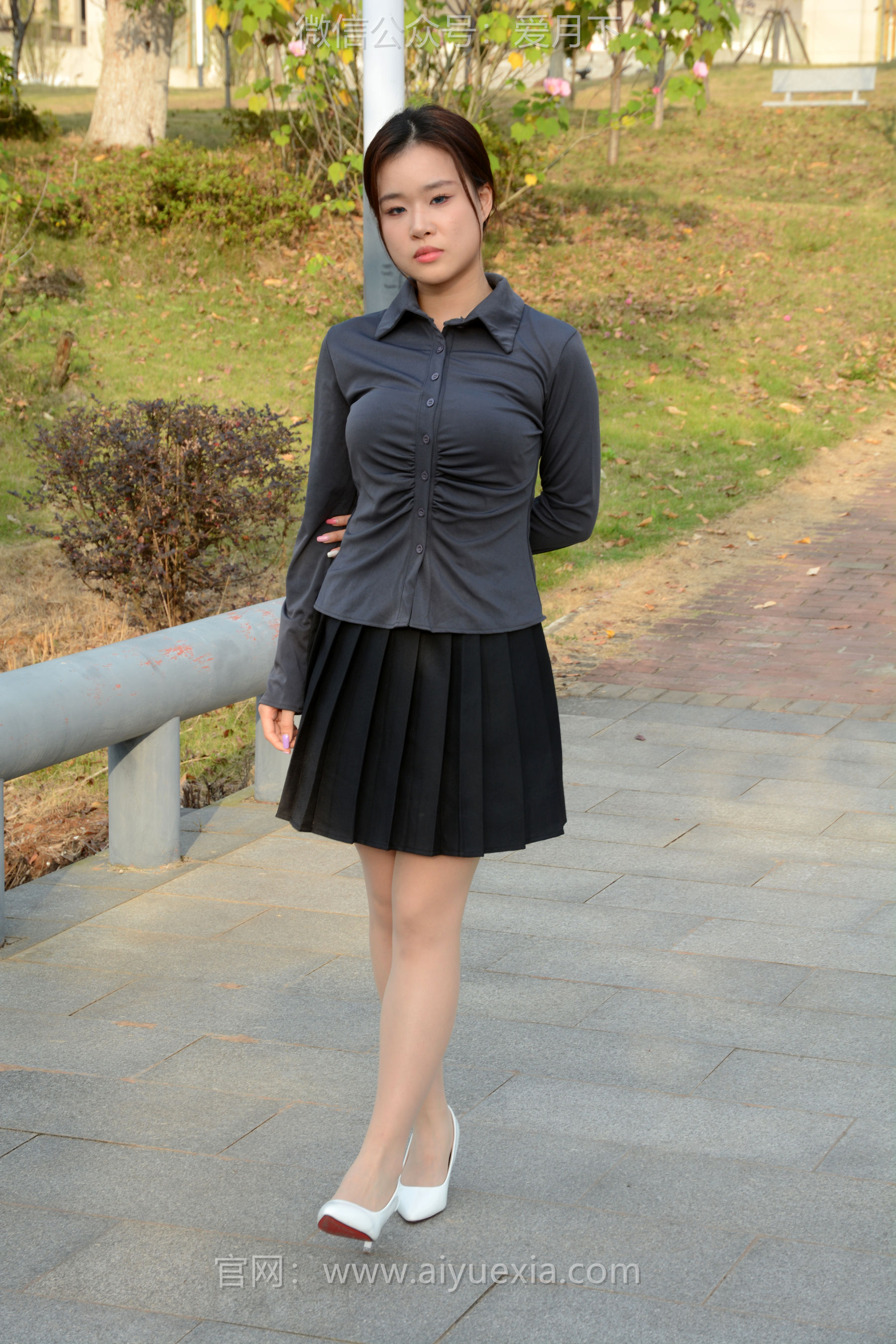 月下摄影 NO.006 茜茜 ~灰色小JK 这身灰色小JK被我穿出了正装的感觉  第68张