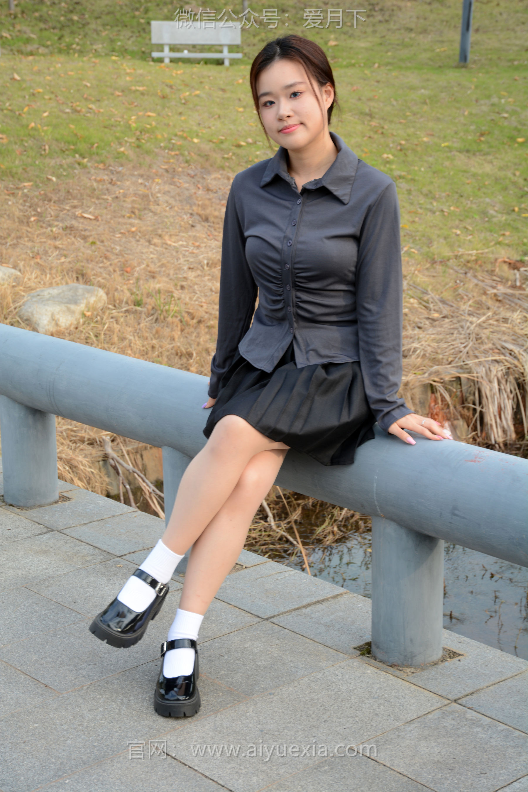 月下摄影 NO.006 茜茜 ~灰色小JK 这身灰色小JK被我穿出了正装的感觉  第54张