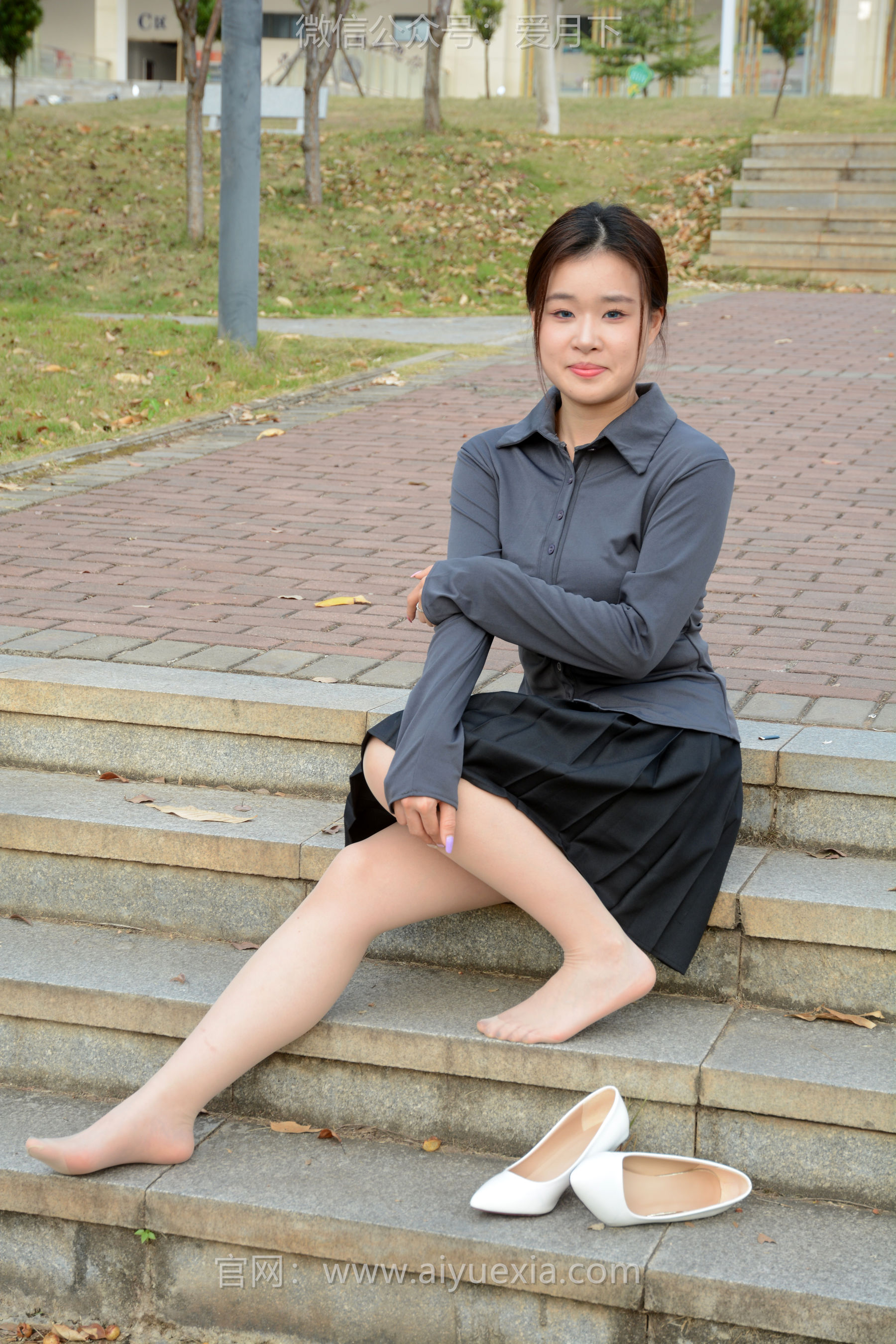 月下摄影 NO.006 茜茜 ~灰色小JK 这身灰色小JK被我穿出了正装的感觉  第94张