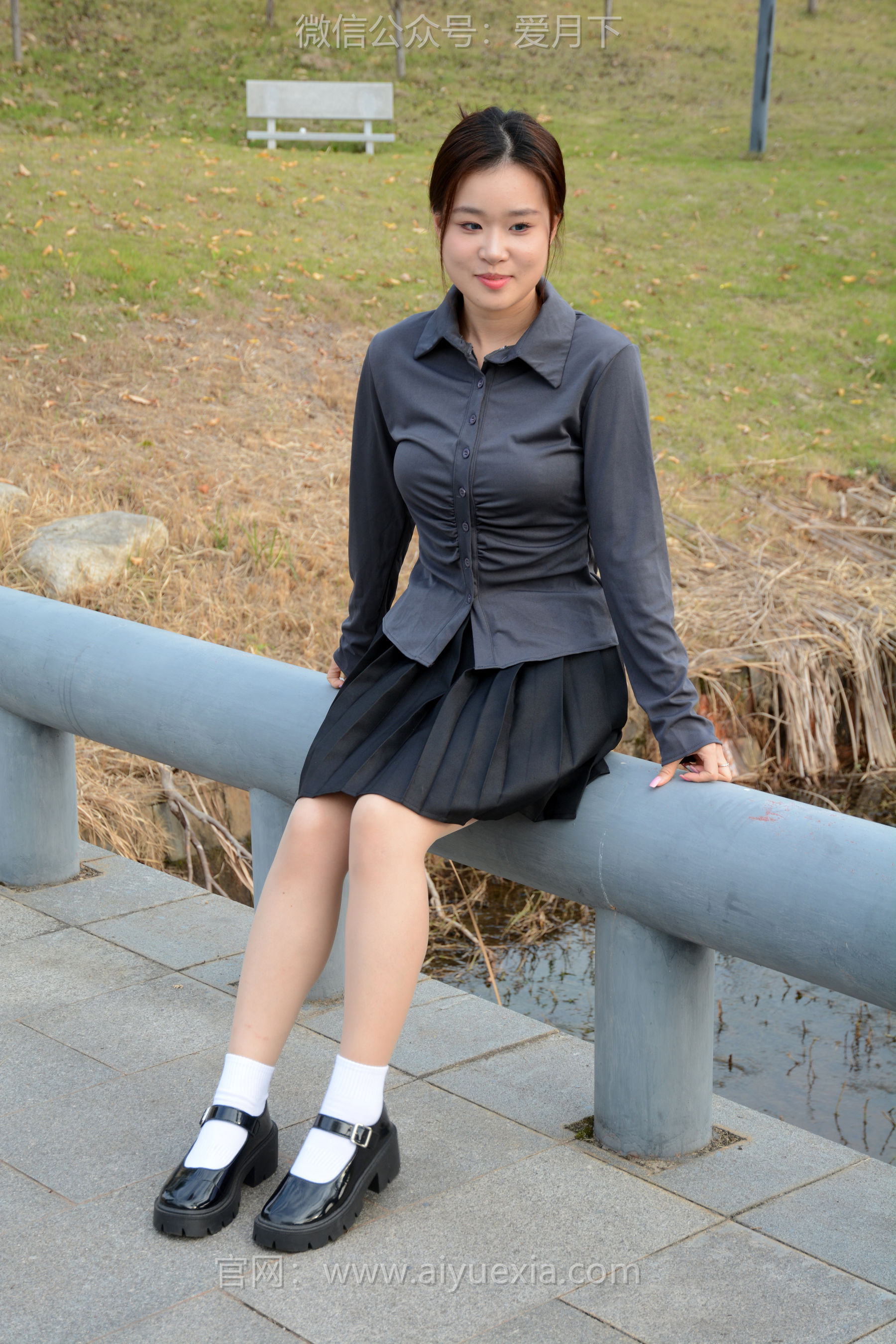 月下摄影 NO.006 茜茜 ~灰色小JK 这身灰色小JK被我穿出了正装的感觉  第48张