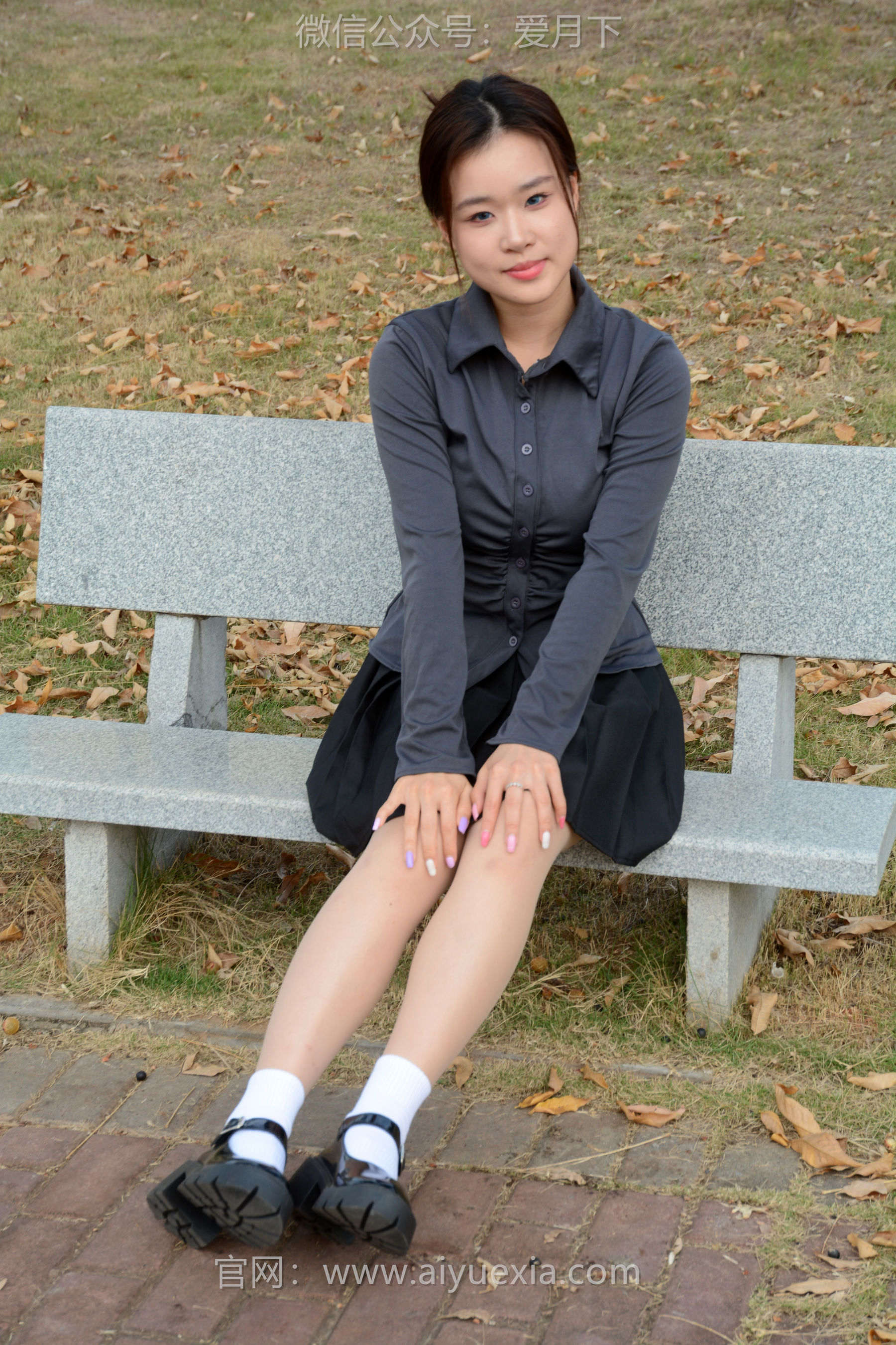 月下摄影 NO.006 茜茜 ~灰色小JK 这身灰色小JK被我穿出了正装的感觉  第8张