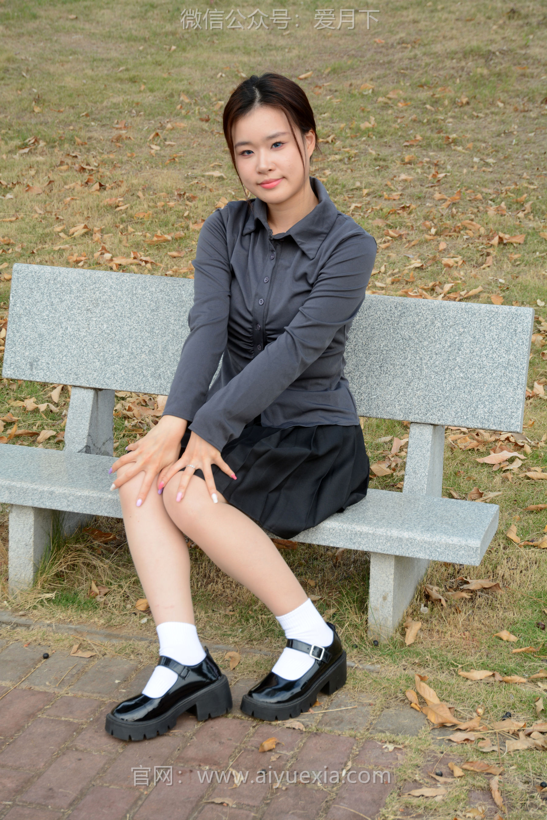 月下摄影 NO.006 茜茜 ~灰色小JK 这身灰色小JK被我穿出了正装的感觉  第37张