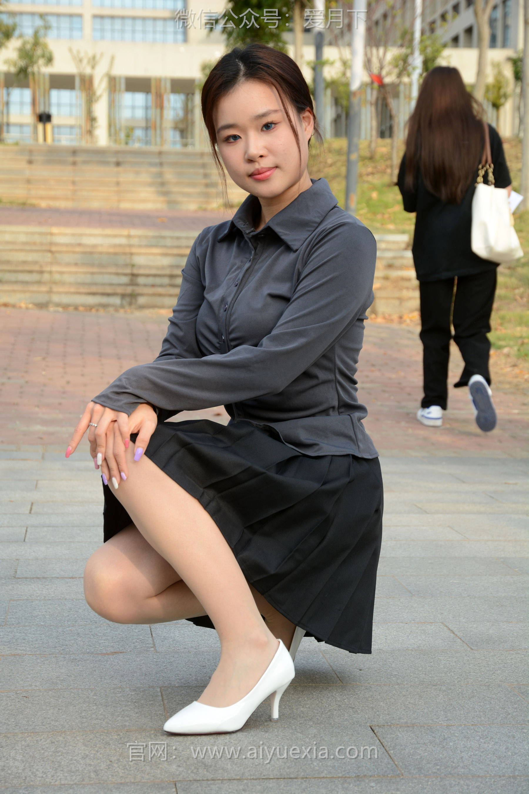 月下摄影 NO.006 茜茜 ~灰色小JK 这身灰色小JK被我穿出了正装的感觉  第76张