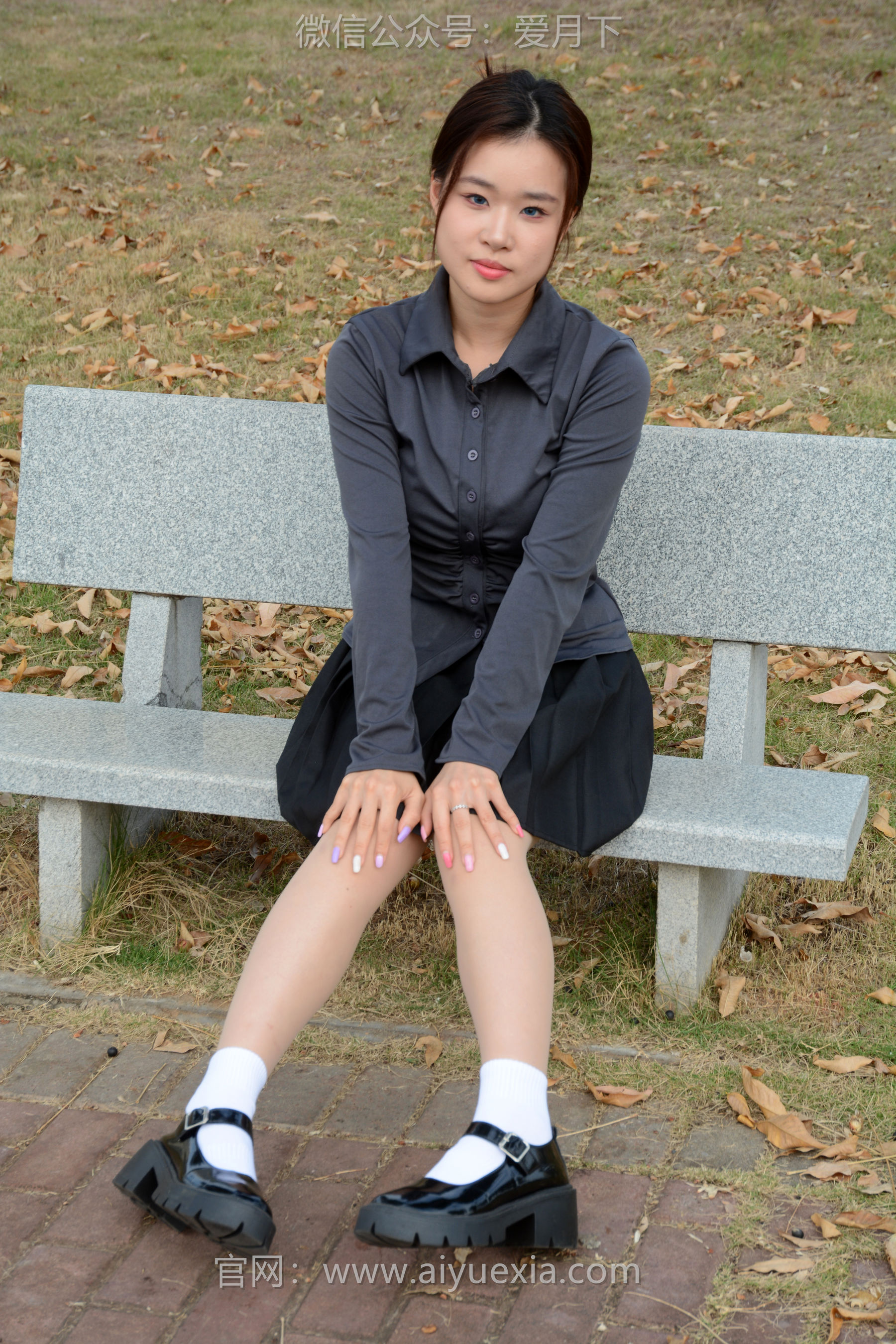 月下摄影 NO.006 茜茜 ~灰色小JK 这身灰色小JK被我穿出了正装的感觉  第8张