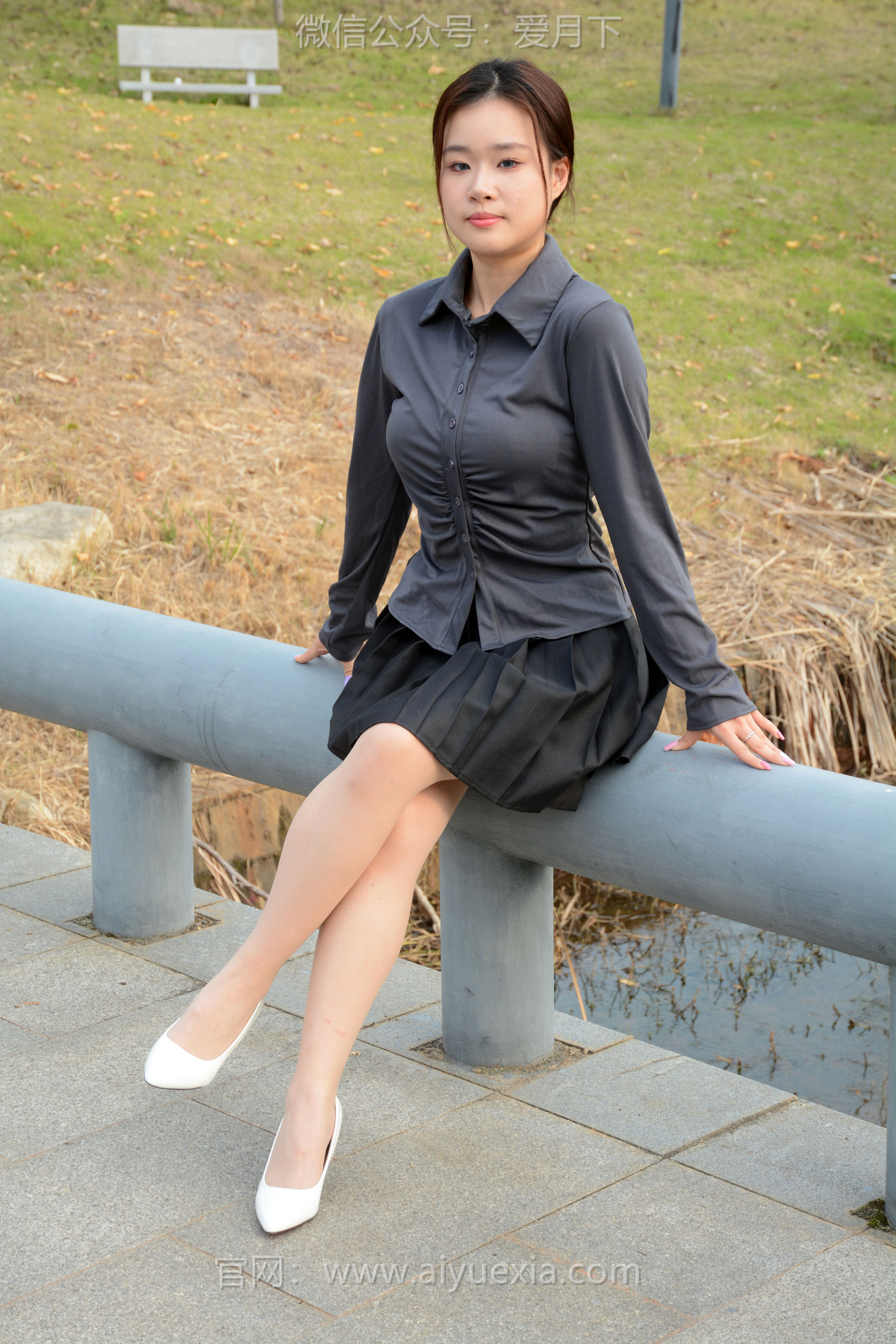 月下摄影 NO.006 茜茜 ~灰色小JK 这身灰色小JK被我穿出了正装的感觉  第83张