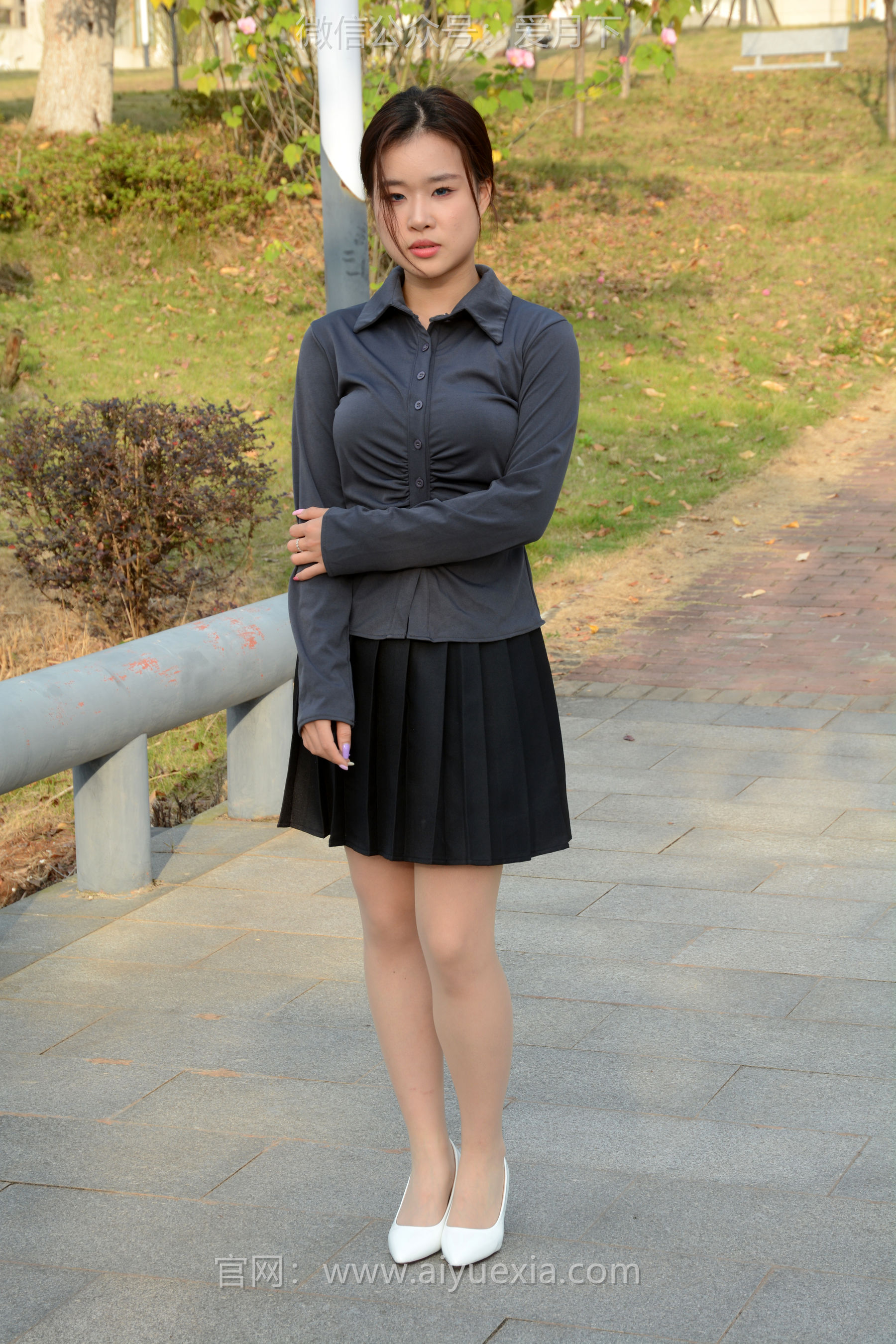 月下摄影 NO.006 茜茜 ~灰色小JK 这身灰色小JK被我穿出了正装的感觉  第67张