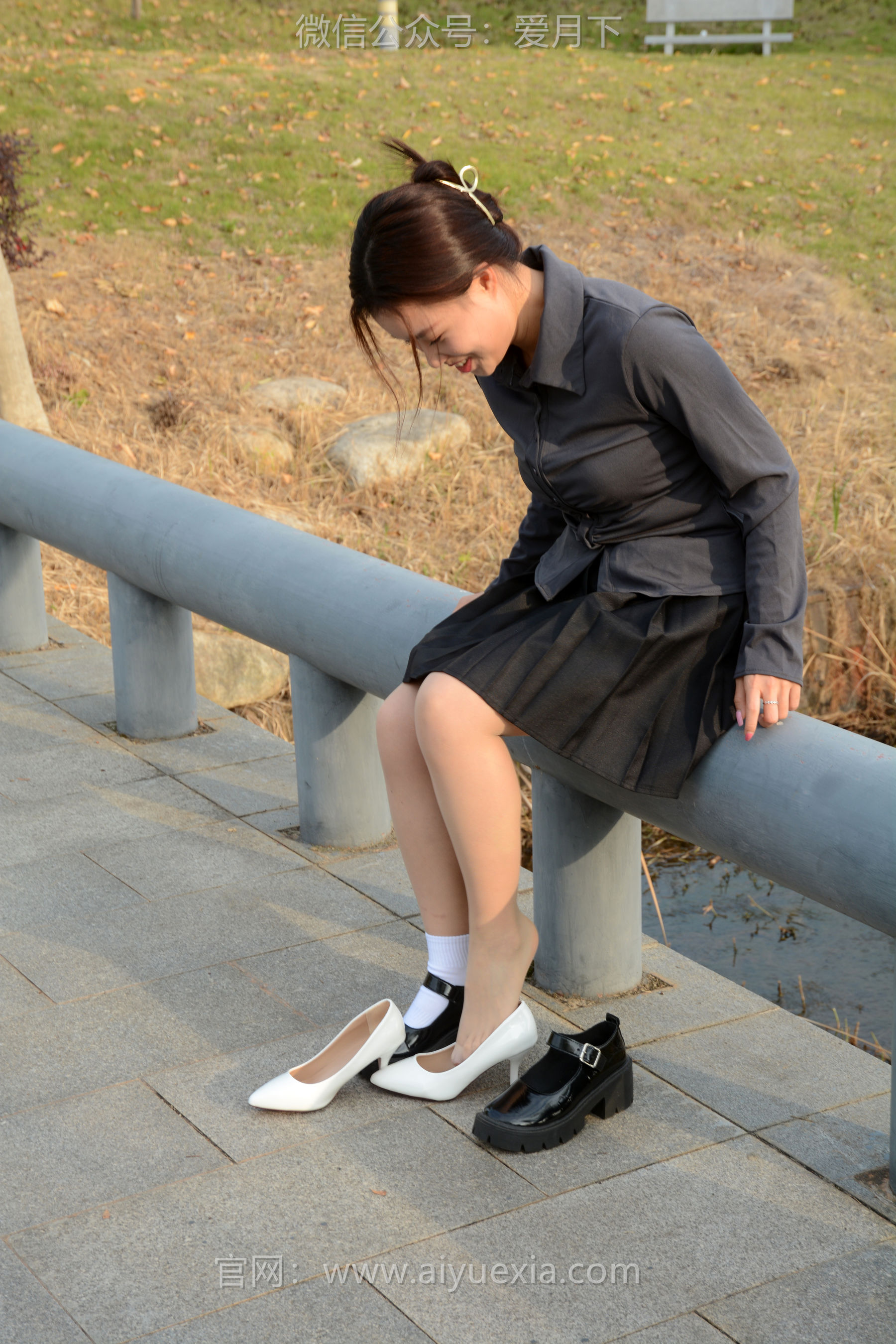 月下摄影 NO.006 茜茜 ~灰色小JK 这身灰色小JK被我穿出了正装的感觉  第60张