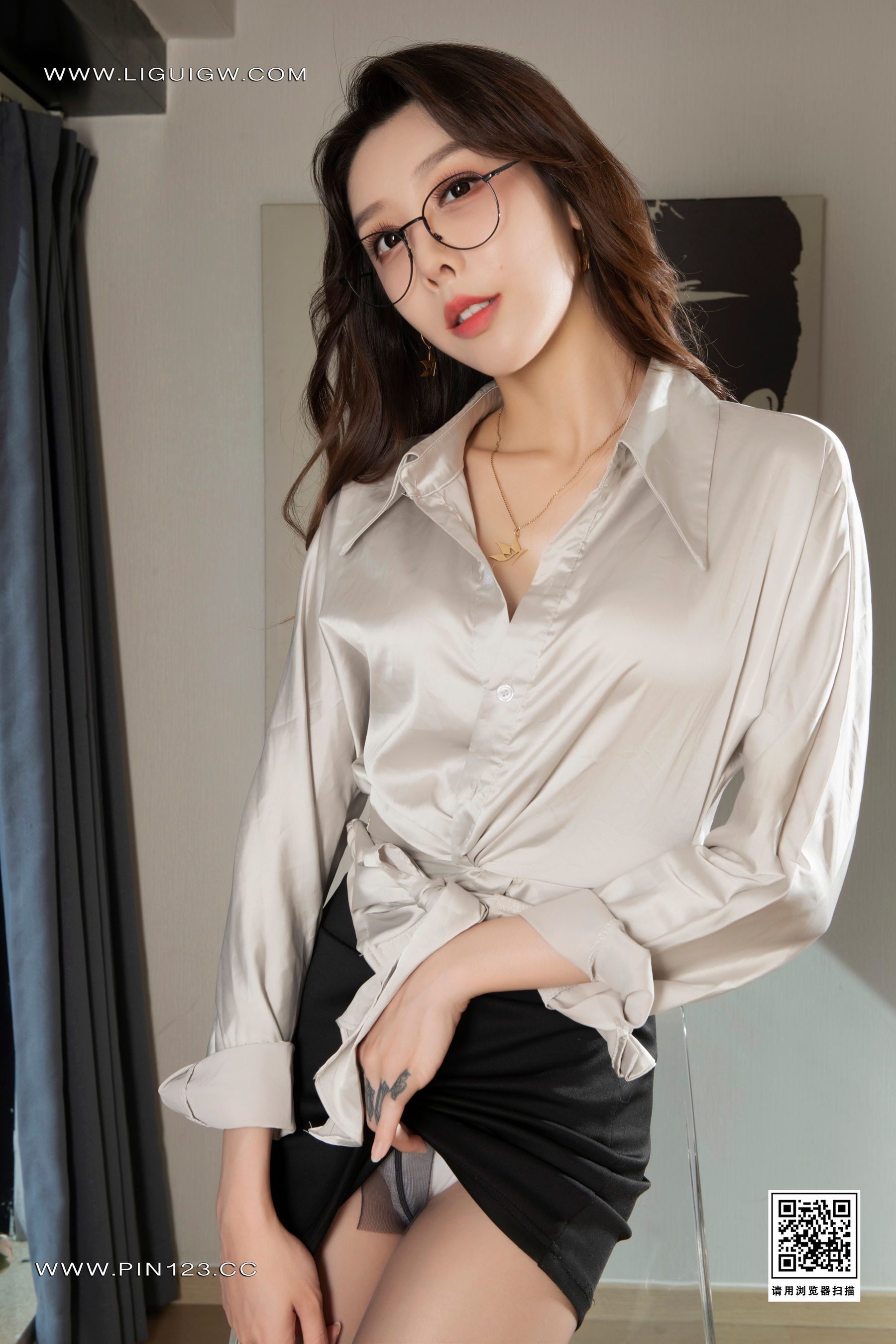 [Ligui丽柜] 2024.09.09 灰丝女秘 兔子  第27张