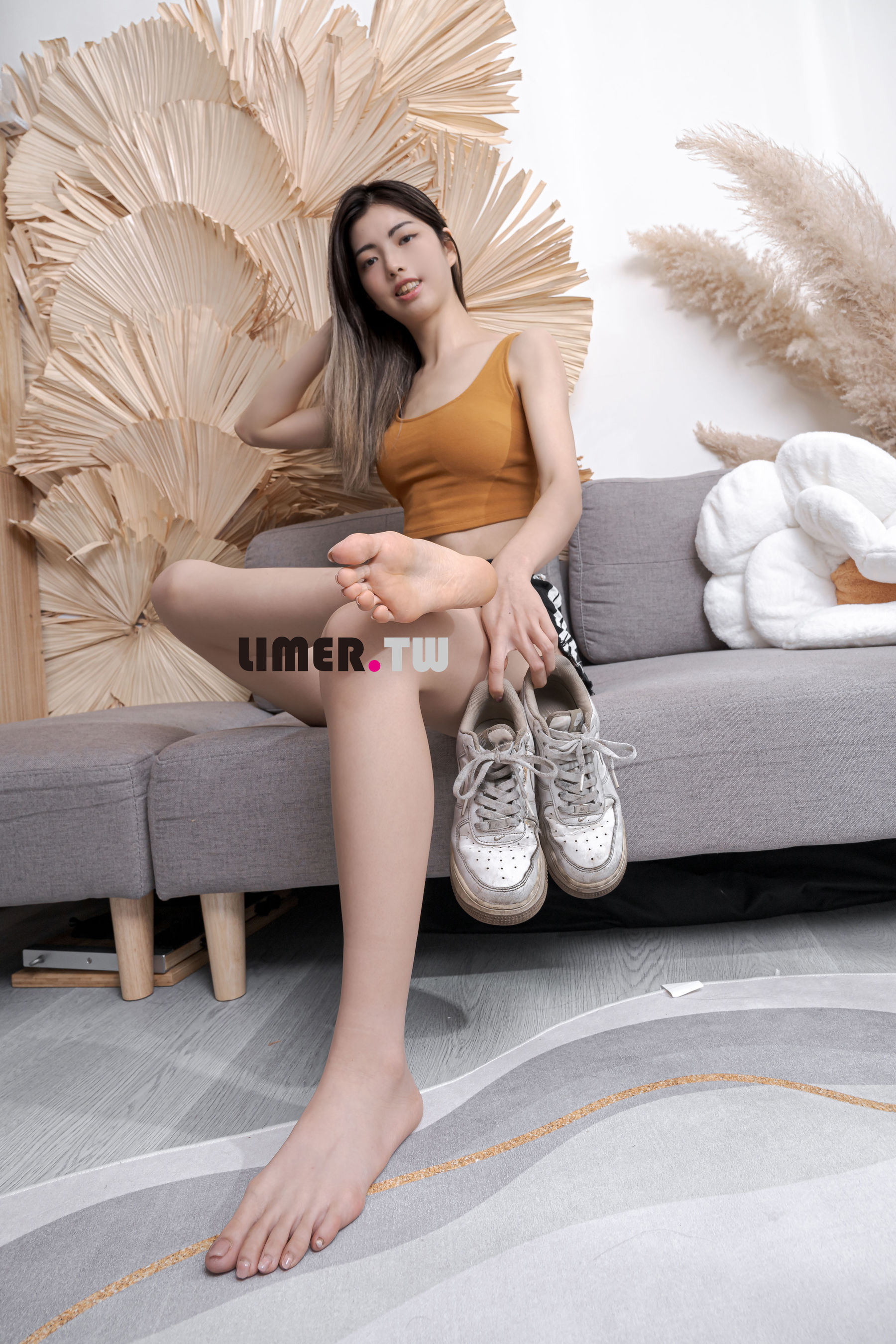 Limerence原创 No.086 Lily 捨不得换の 旧鞋 x 灵活脚脚噜爆宝特瓶  第99张