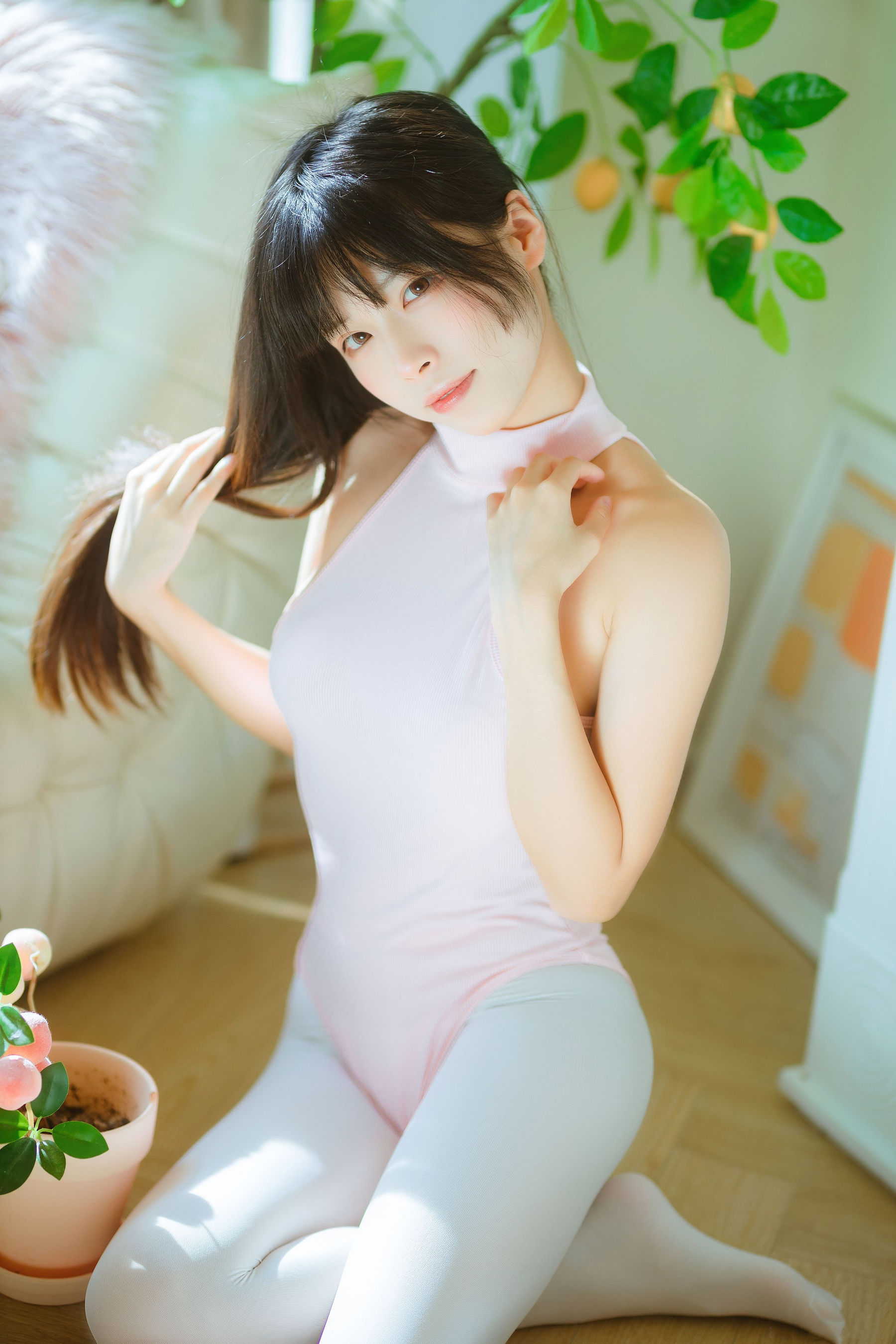 三無人型 - 白丝桃子  第6张