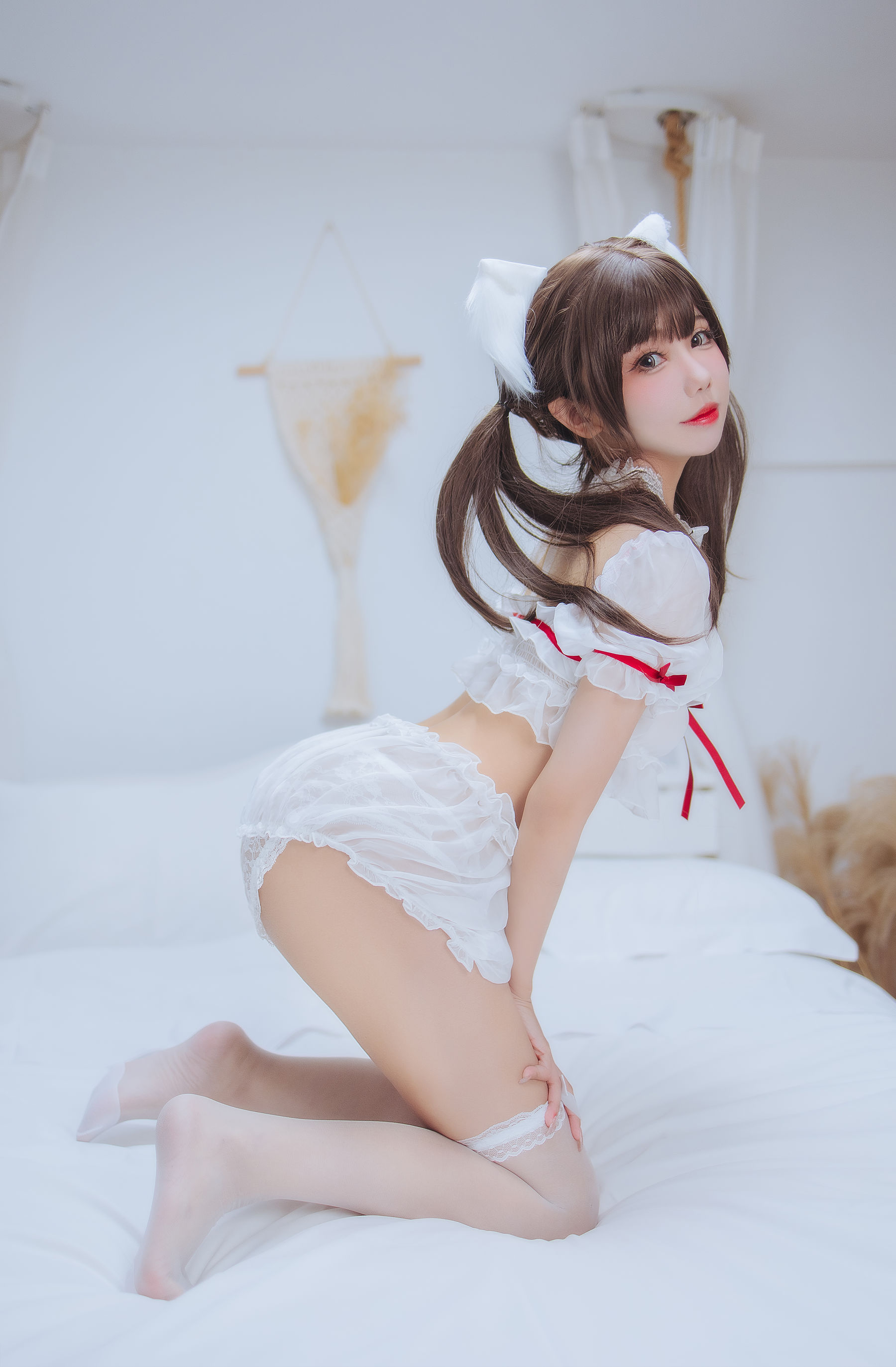 仙女月 - 白猫少女  第5张