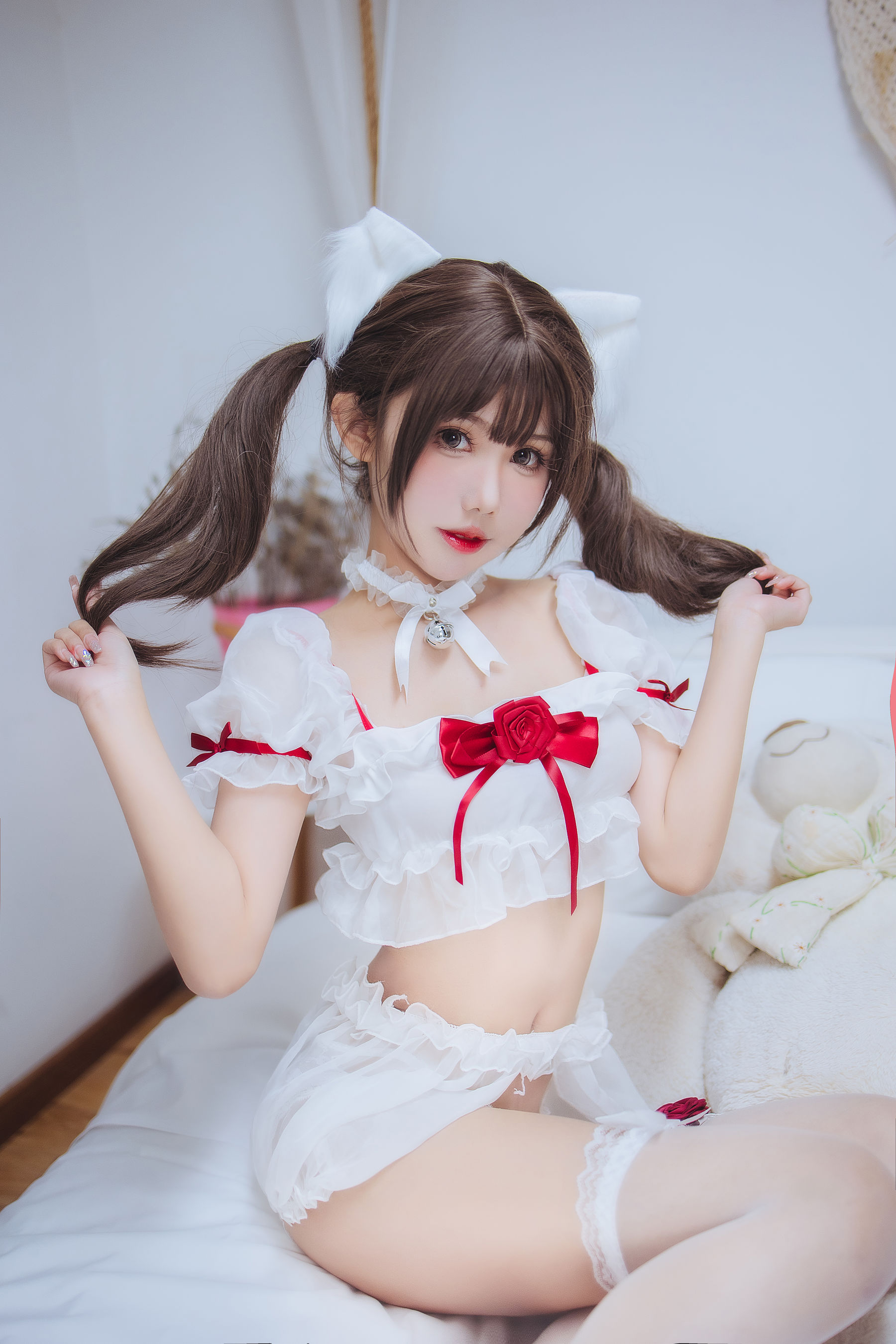 仙女月 - 白猫少女  第3张