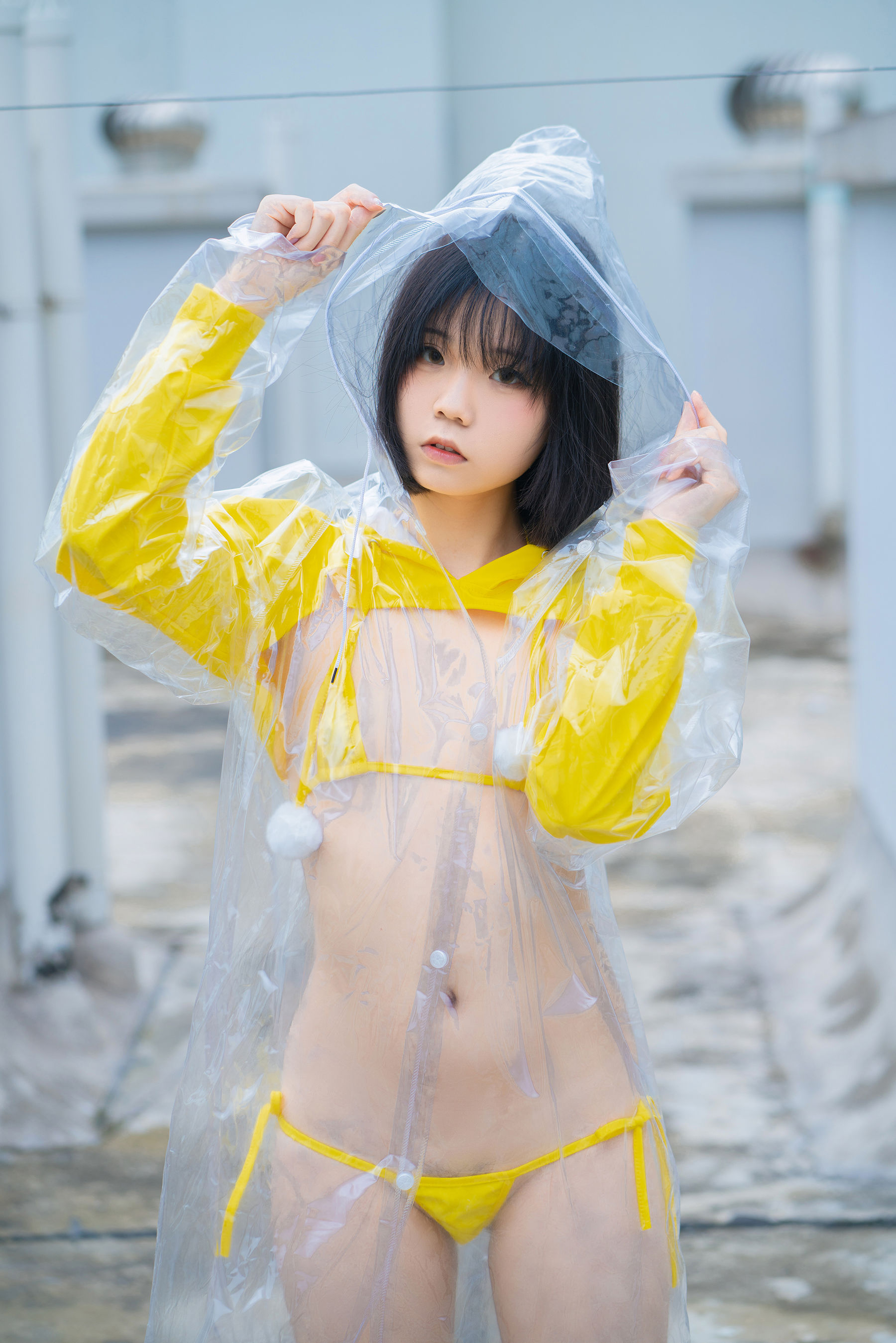 一只小栗奈 - 天台小雨衣  第2张