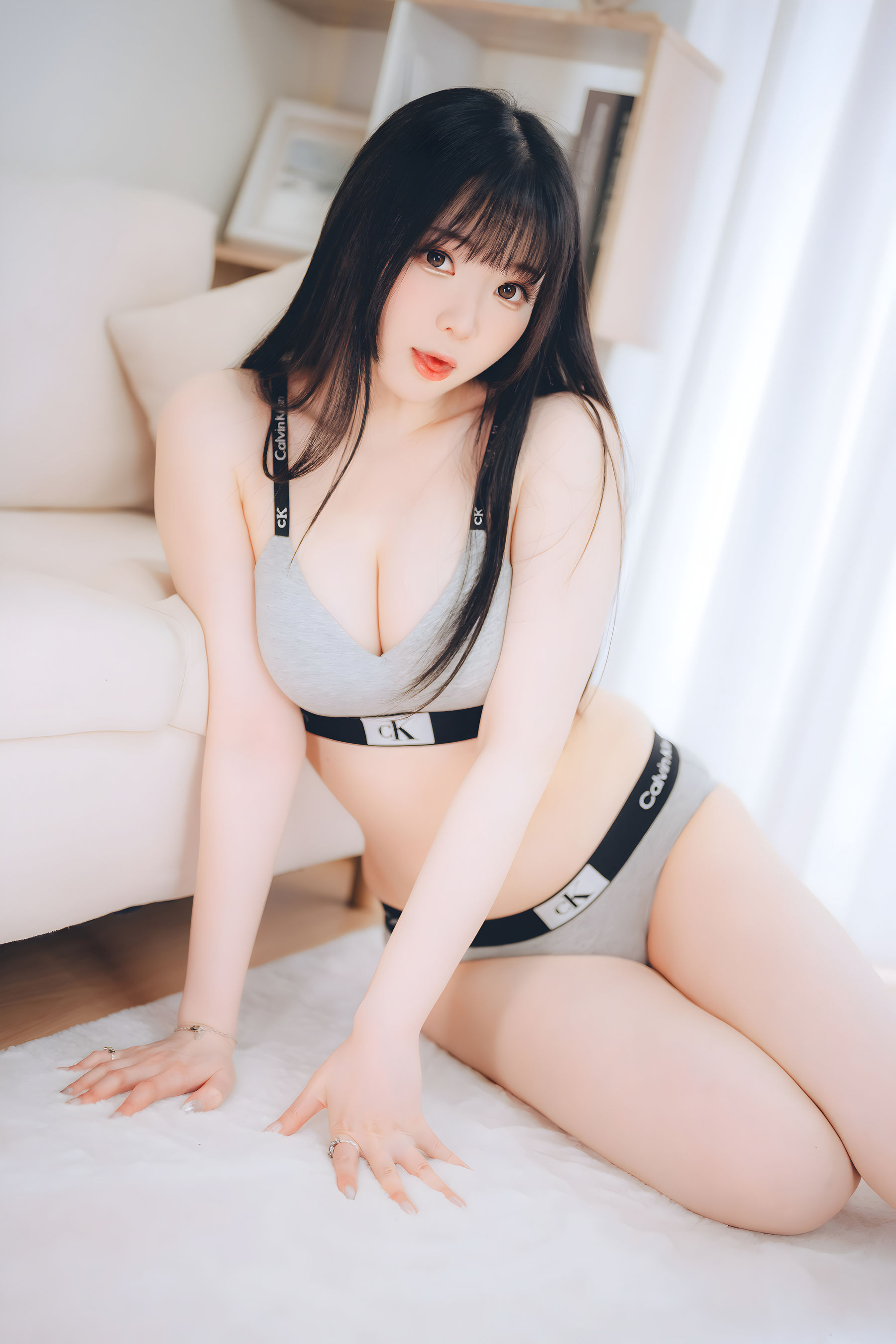 微博妹纸霜月shimo - 週末彼女  第4张