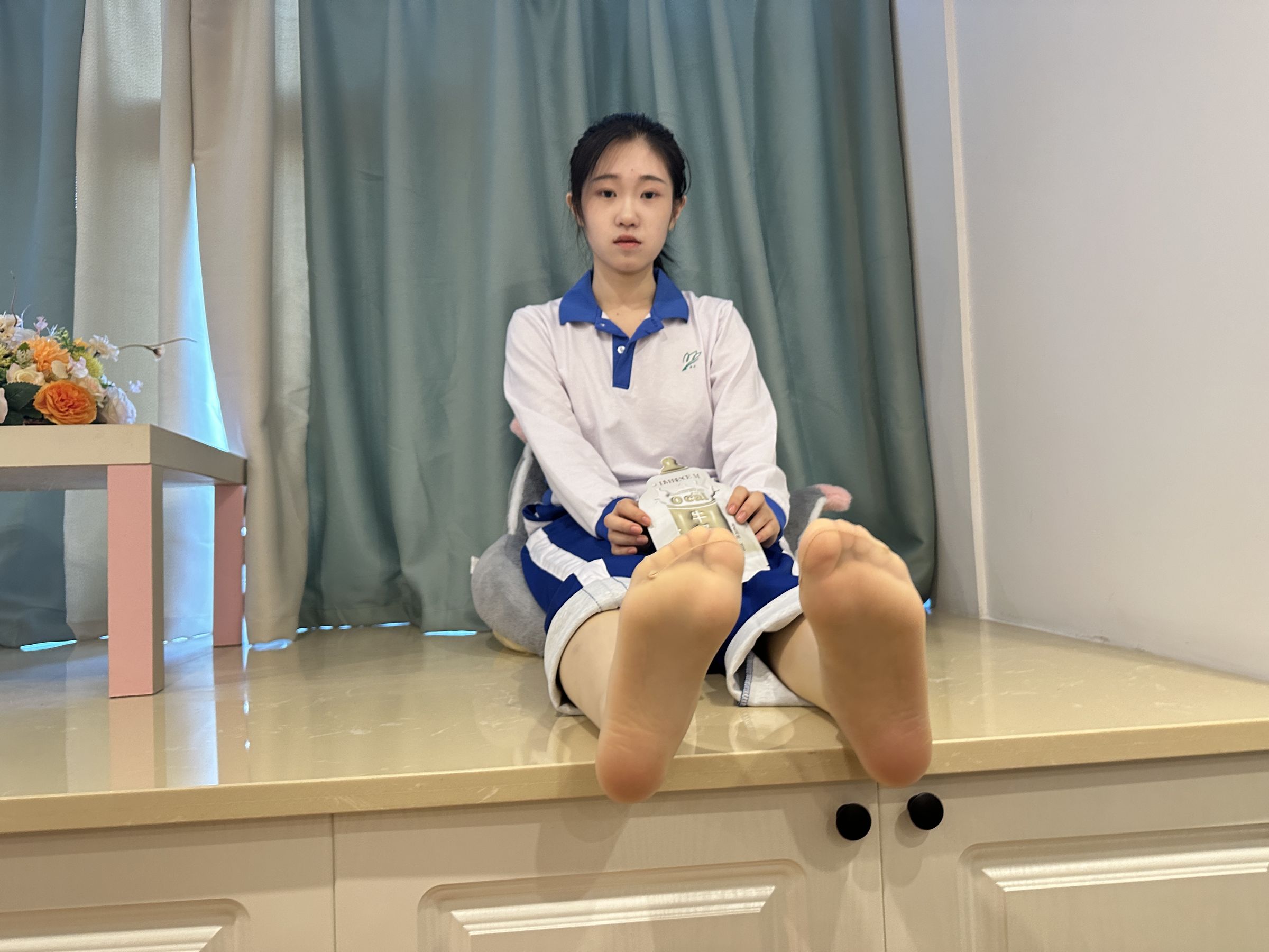 小兔 - 校服换裙子 一字马  第83张