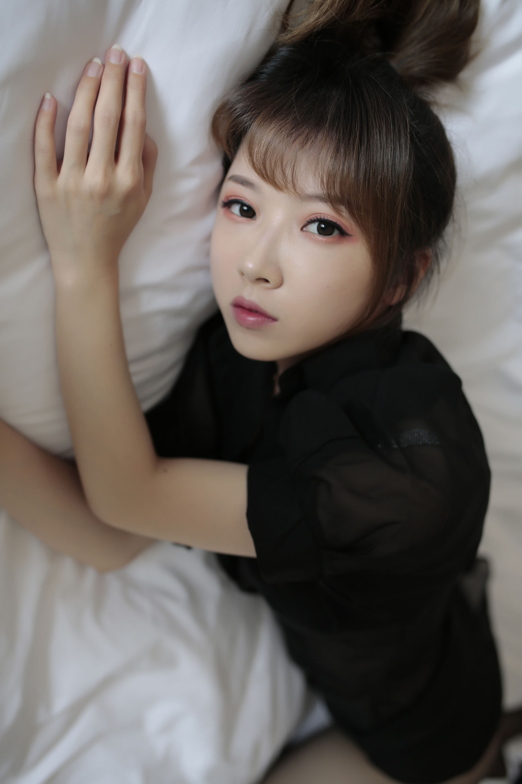斗鱼主播小女巫露娜 - 傲慢小姐姐  第59张