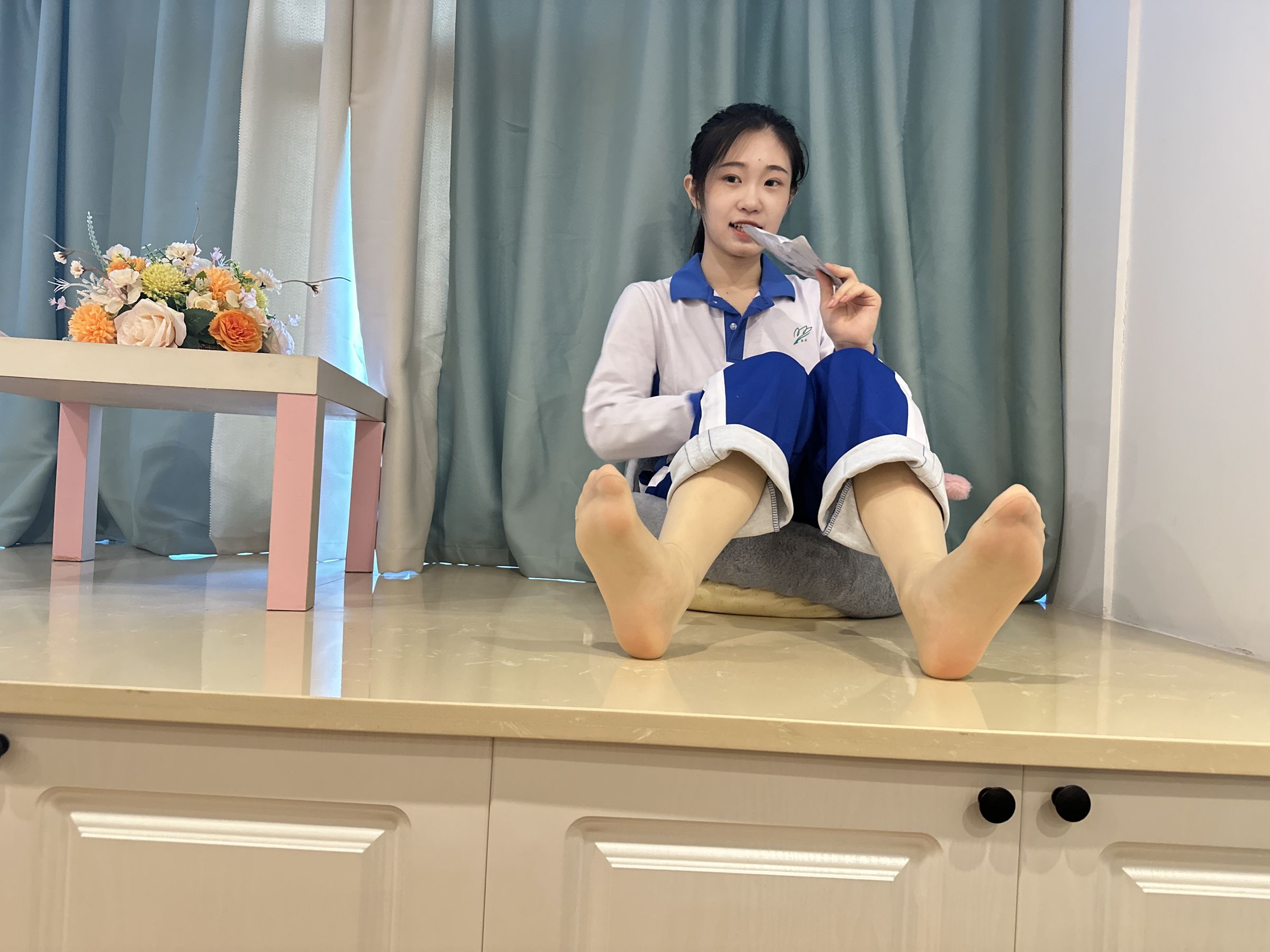 小兔 - 校服换裙子 一字马  第77张