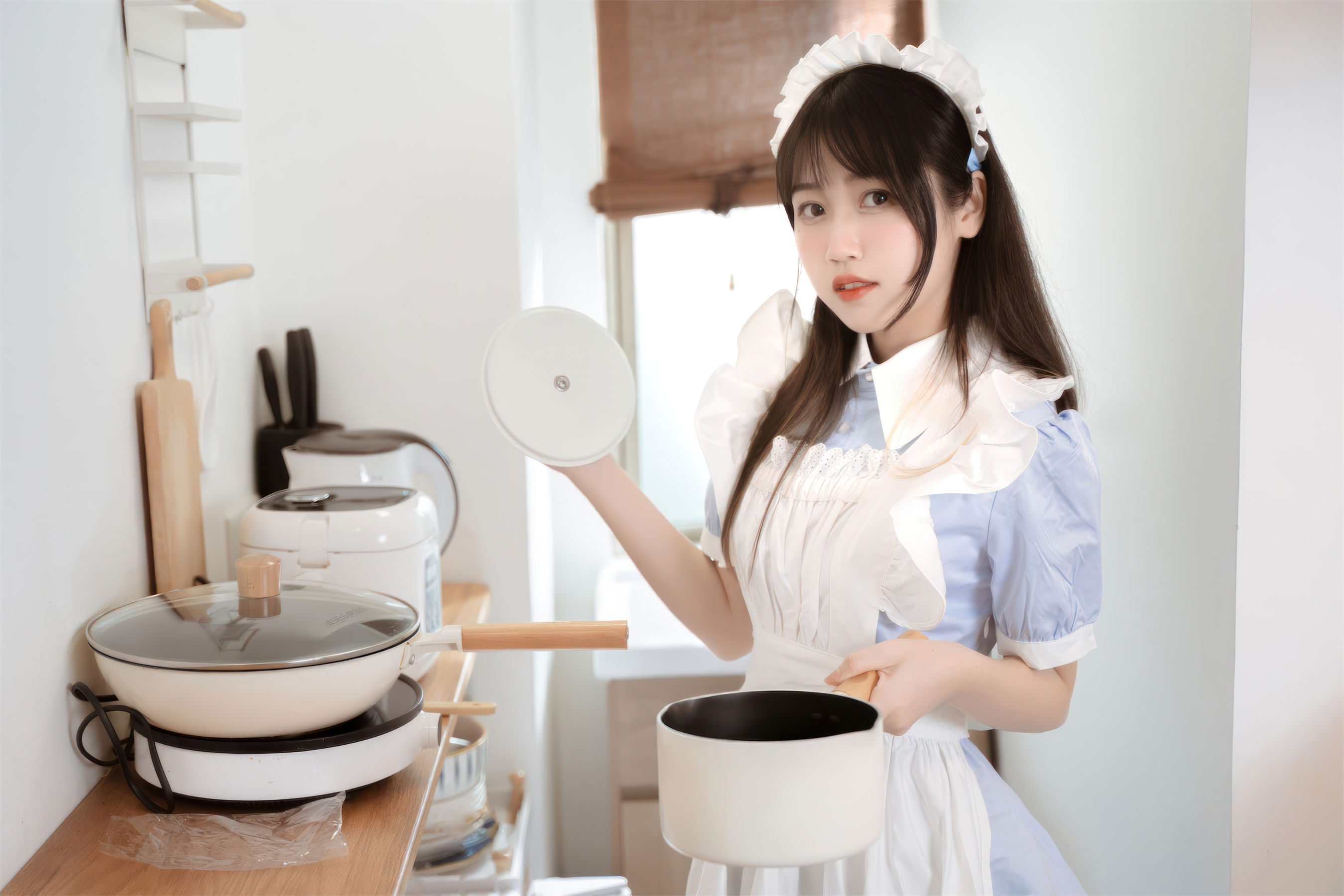 微博人气Coser不呆猫 - 厨房小女仆  第9张