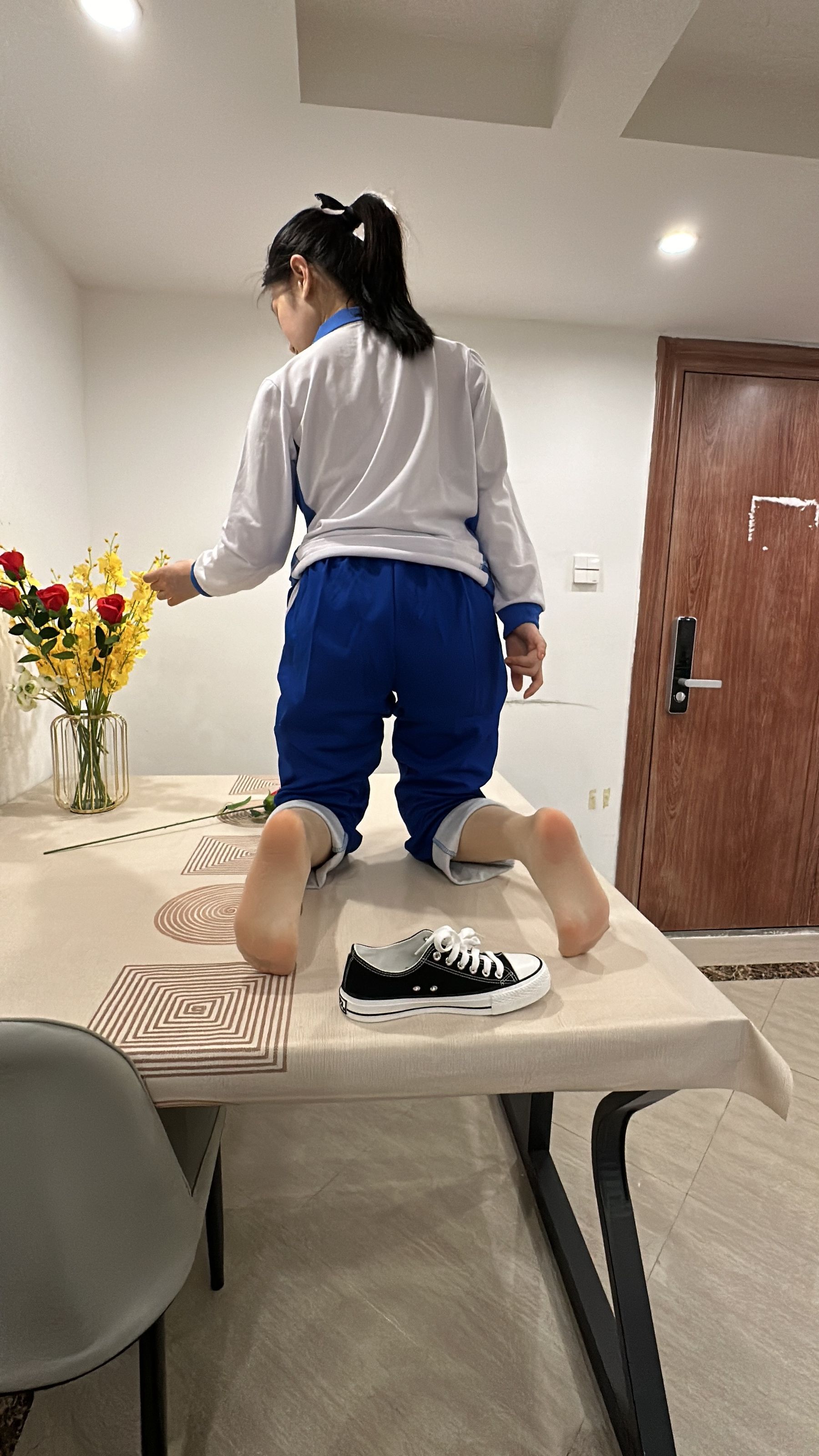 小兔 - 校服换裙子 一字马  第46张