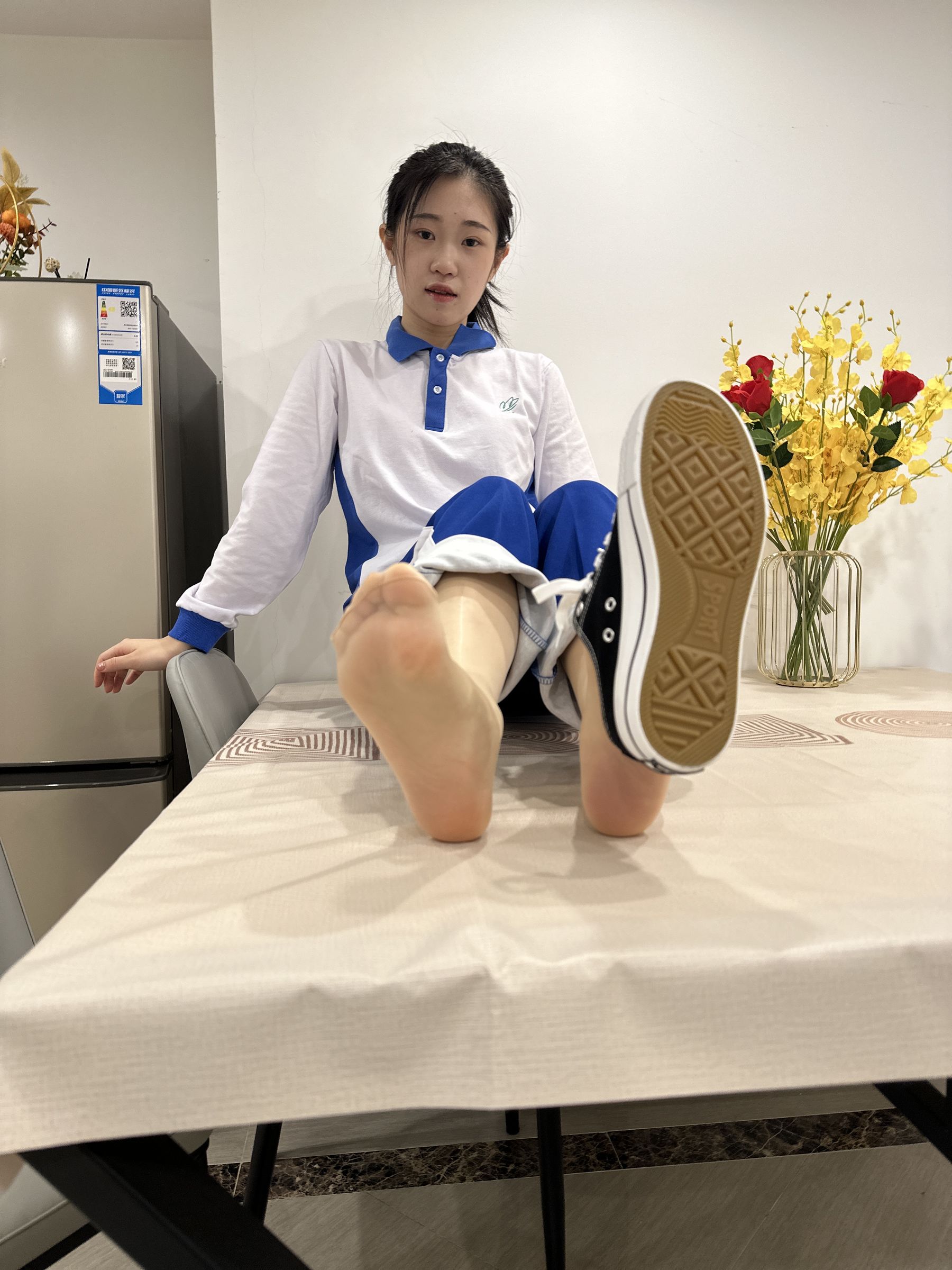 小兔 - 校服换裙子 一字马  第35张