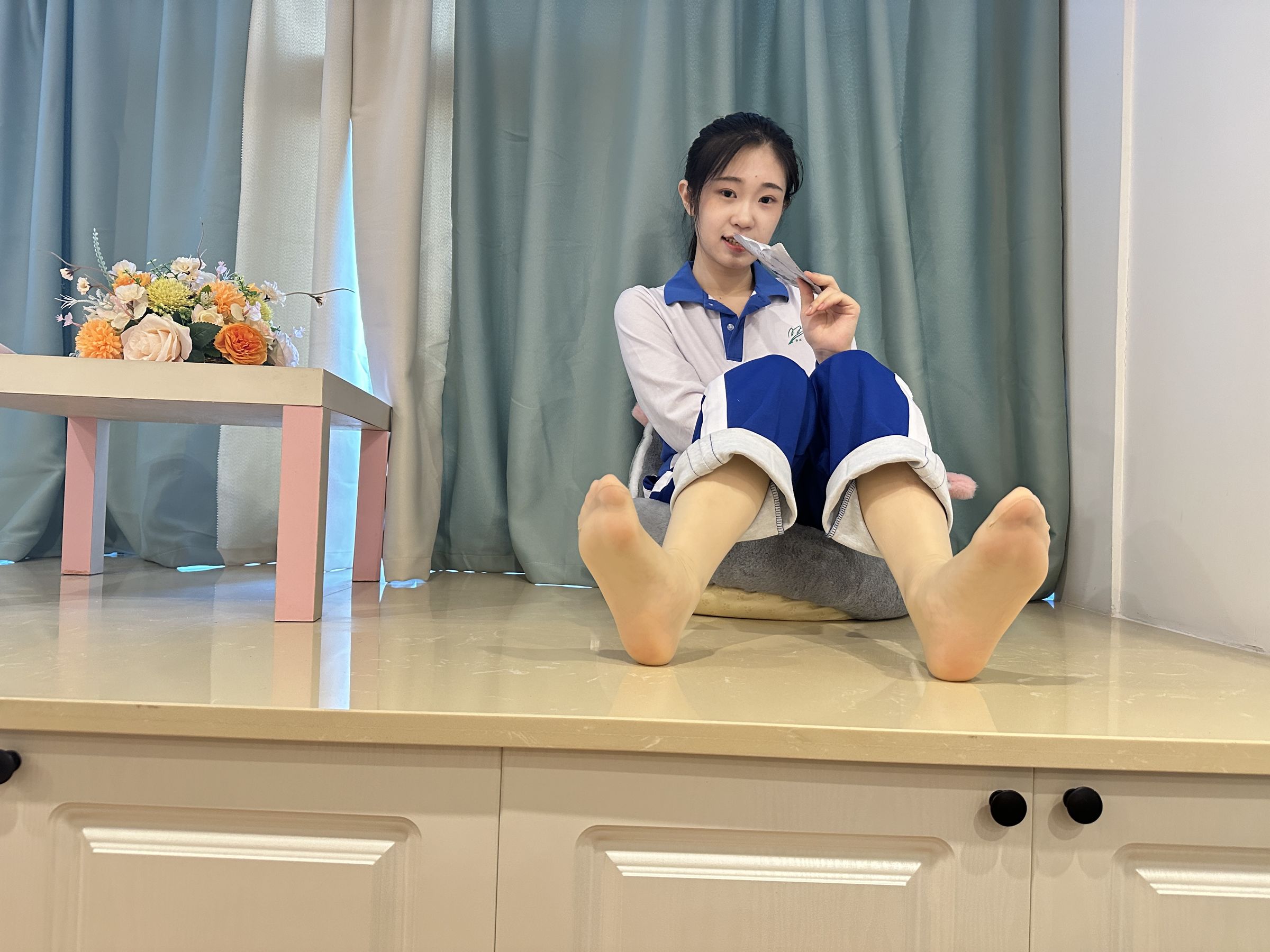 小兔 - 校服换裙子 一字马  第75张