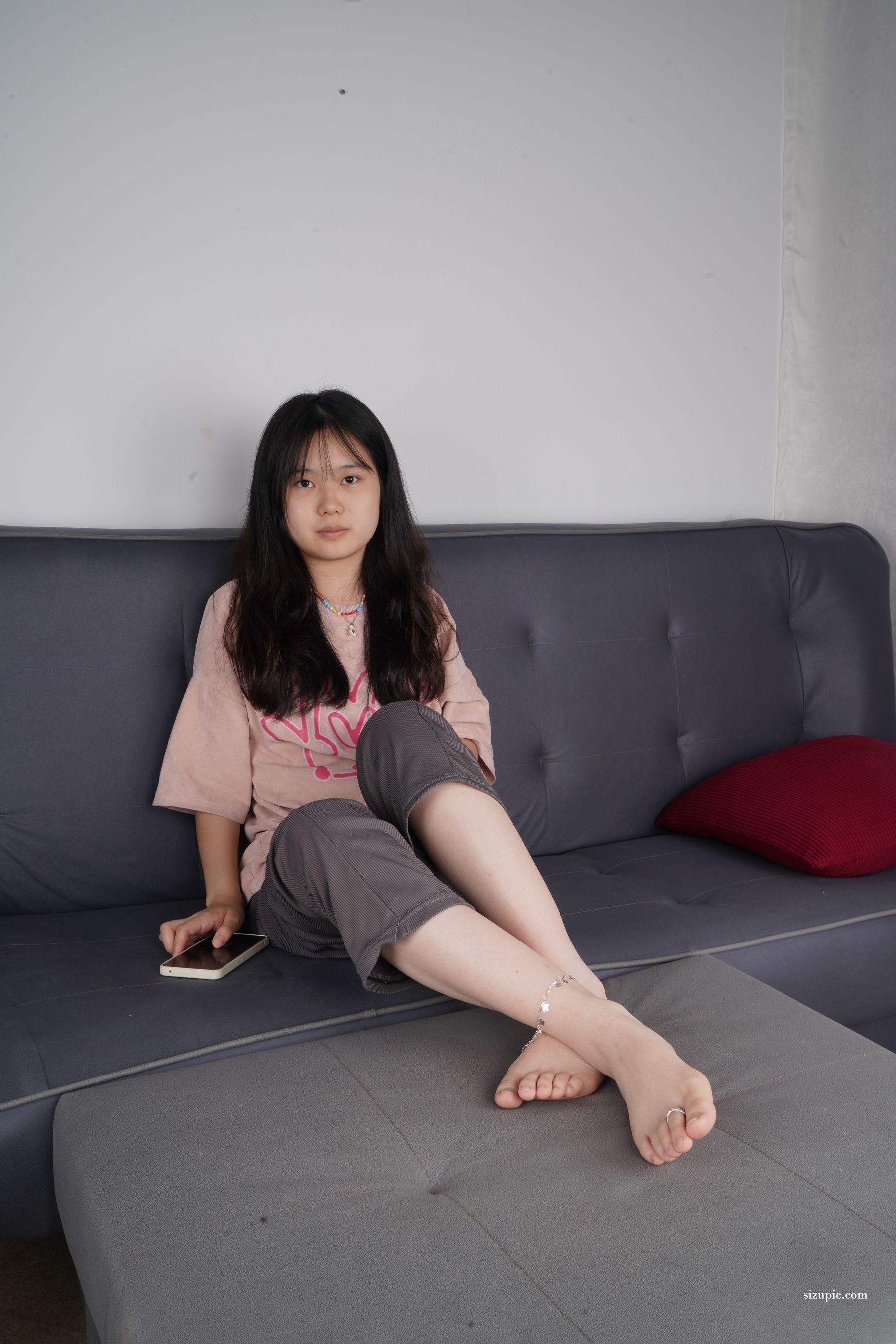 Pary摄影 No.153 小美 新模女炜玲展示36码超白小脚  第93张