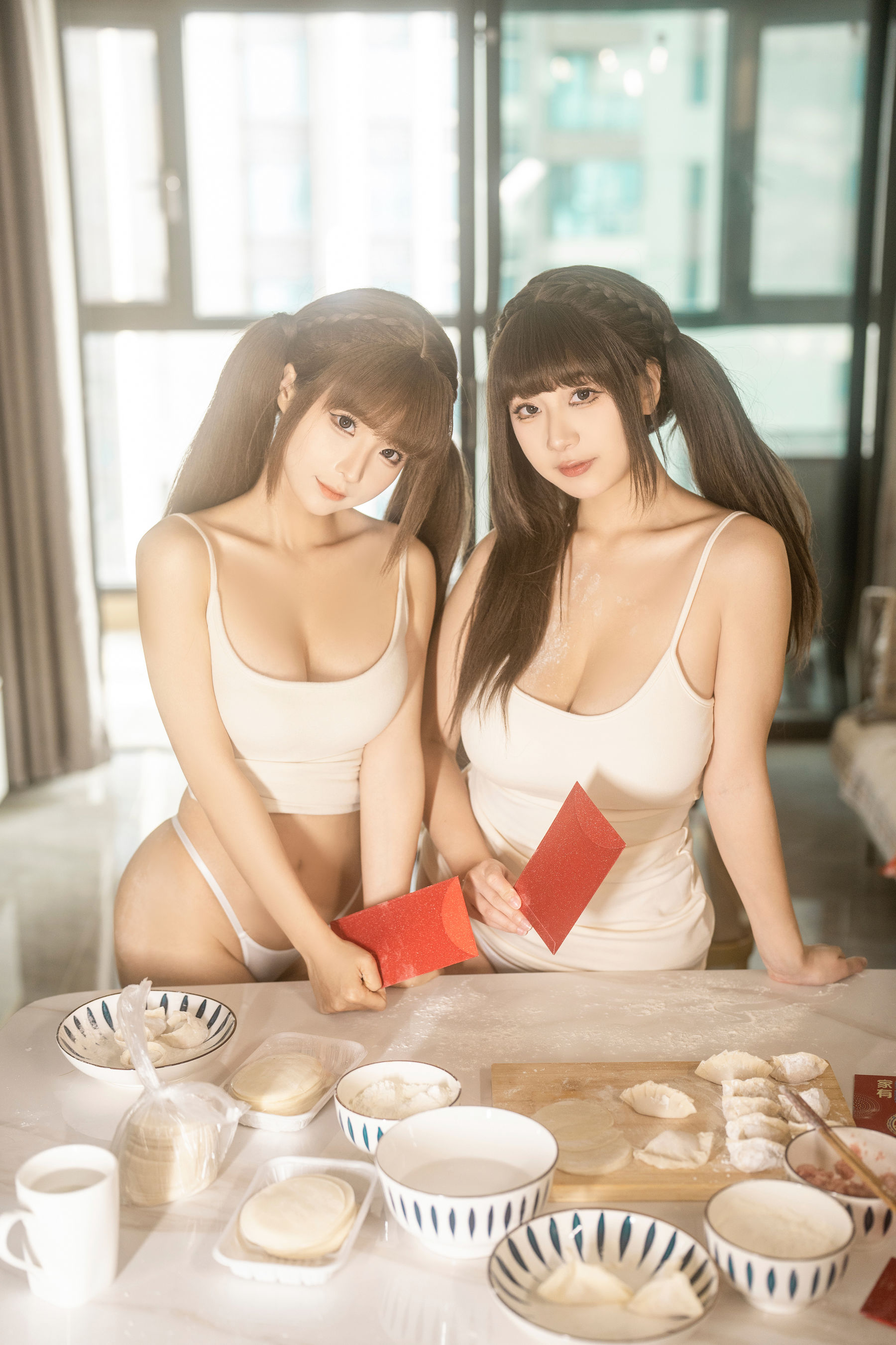 动漫博主蠢沫沫 &amp; 浅安安 - 双人新年贺岁  第1张