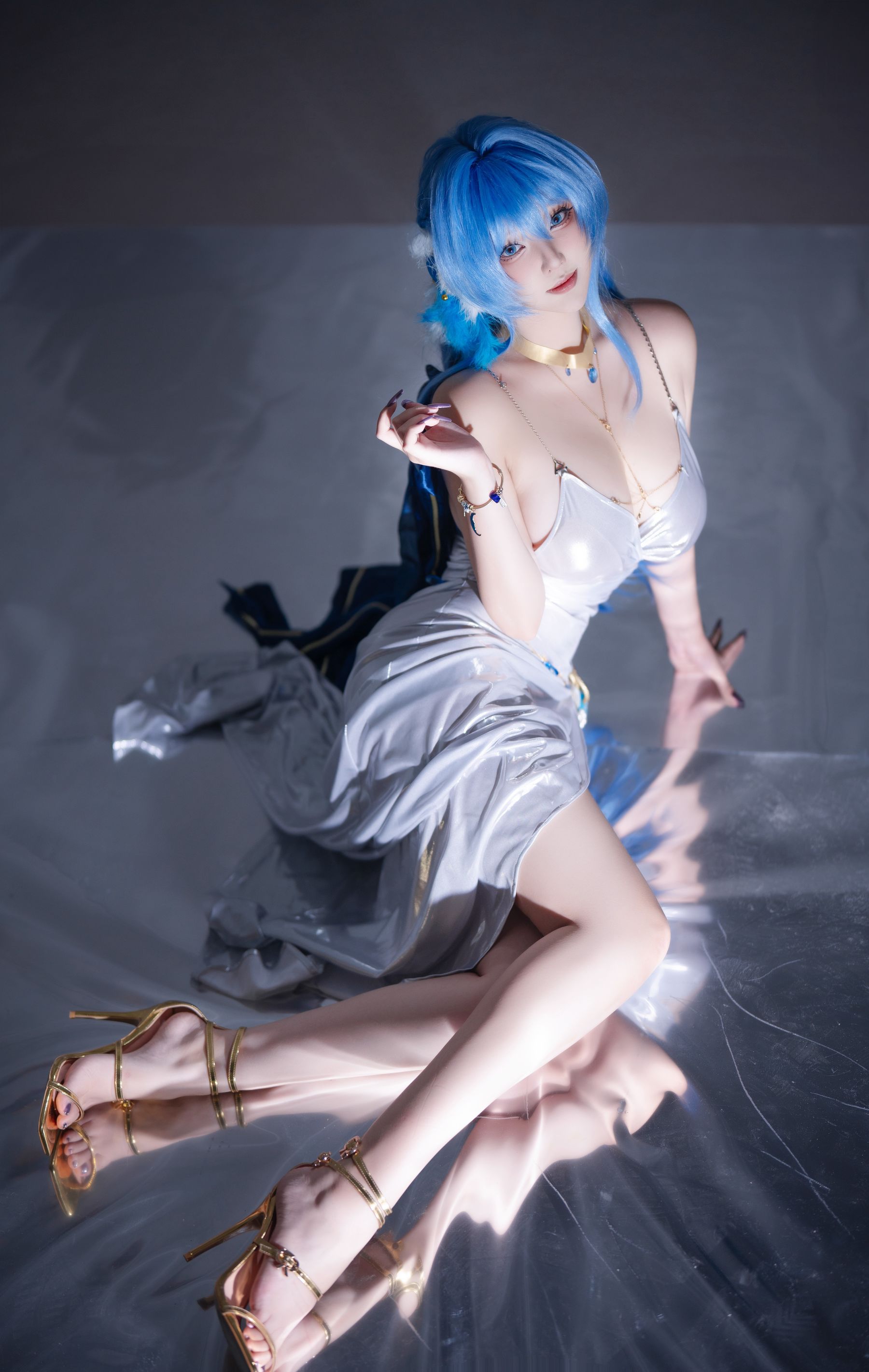 萌妹 菌烨tako - 海伦礼服  第3张