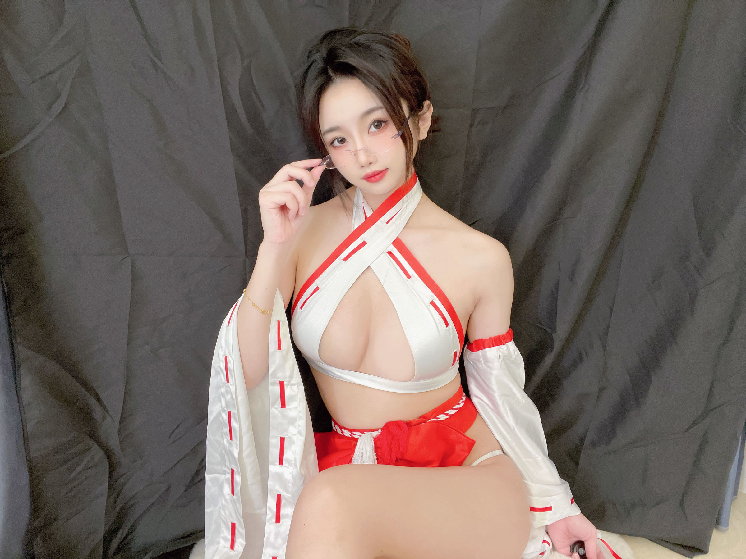 白嫩美少女 鬼畜瑶 - 巫女  第8张