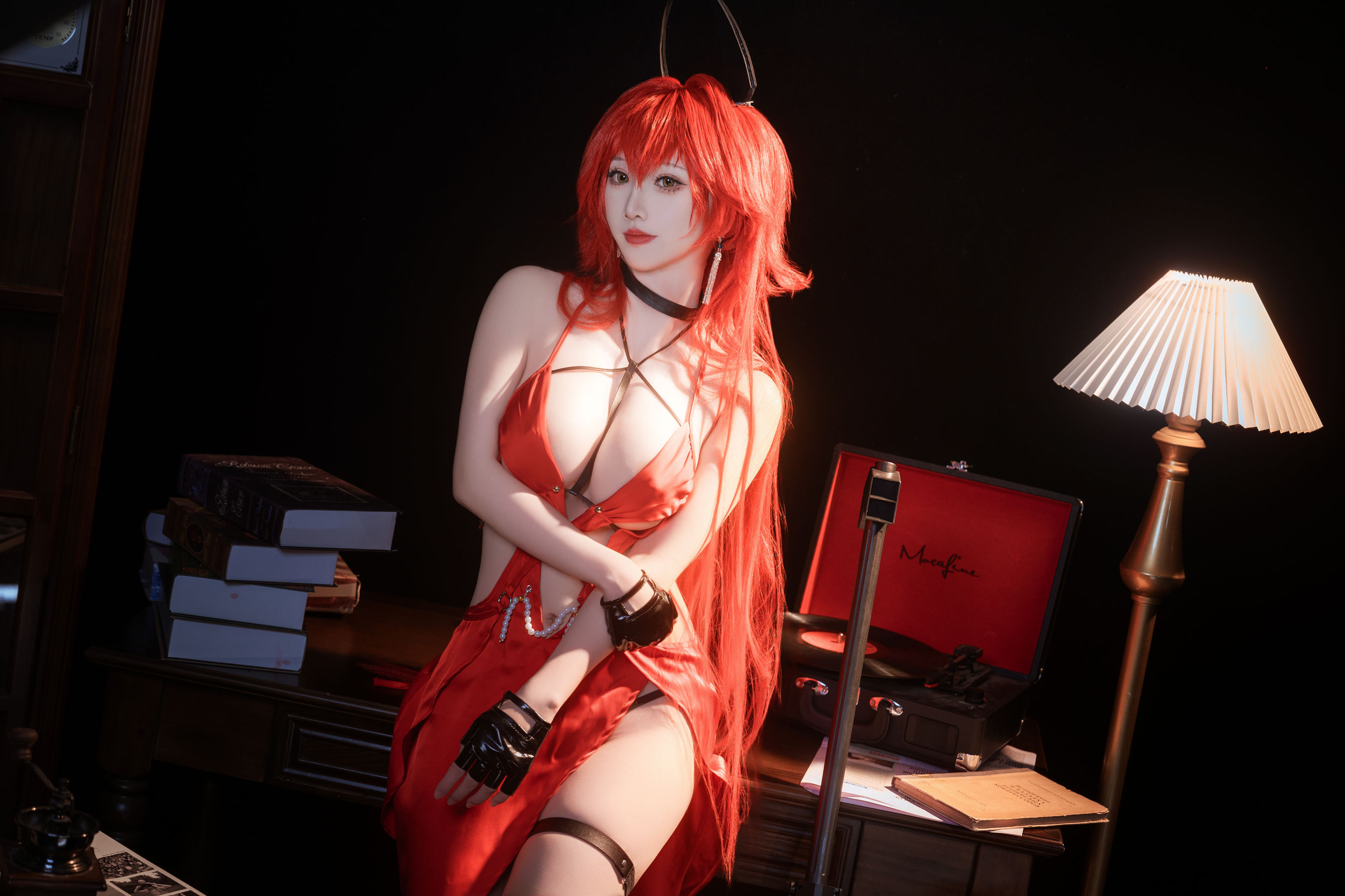 可爱人气Coser面饼仙儿 - Nikke 小红帽礼服  第7张
