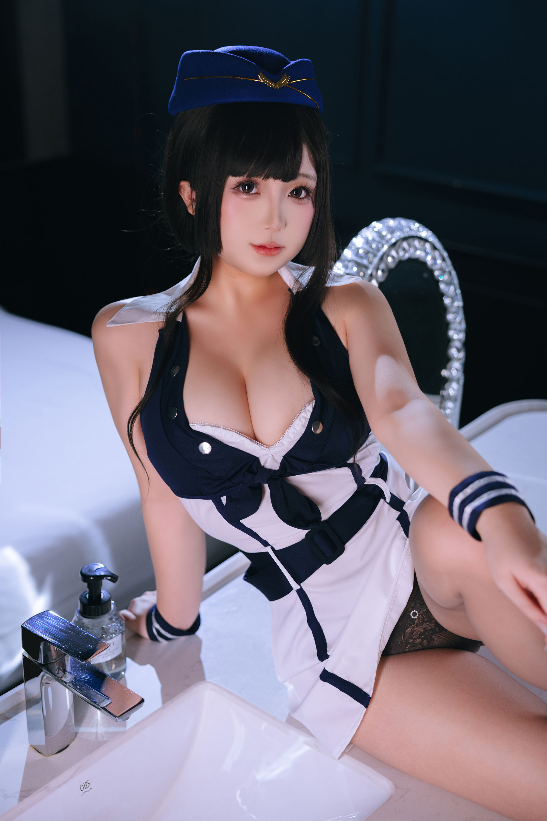 Cosplay 日奈娇 - 头等舱休息室  第4张