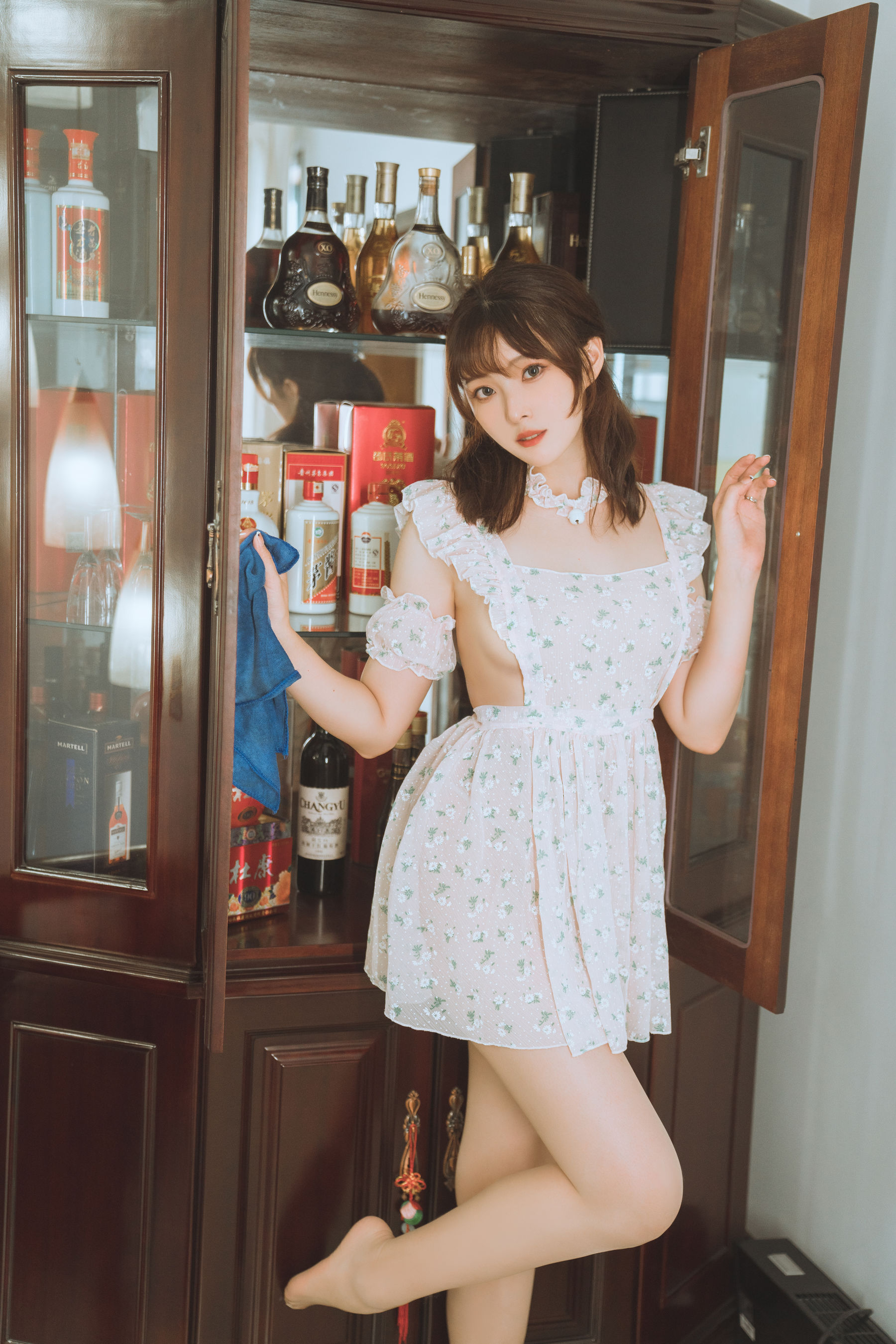 Natsuko夏夏子 - 碎花围裙  第3张