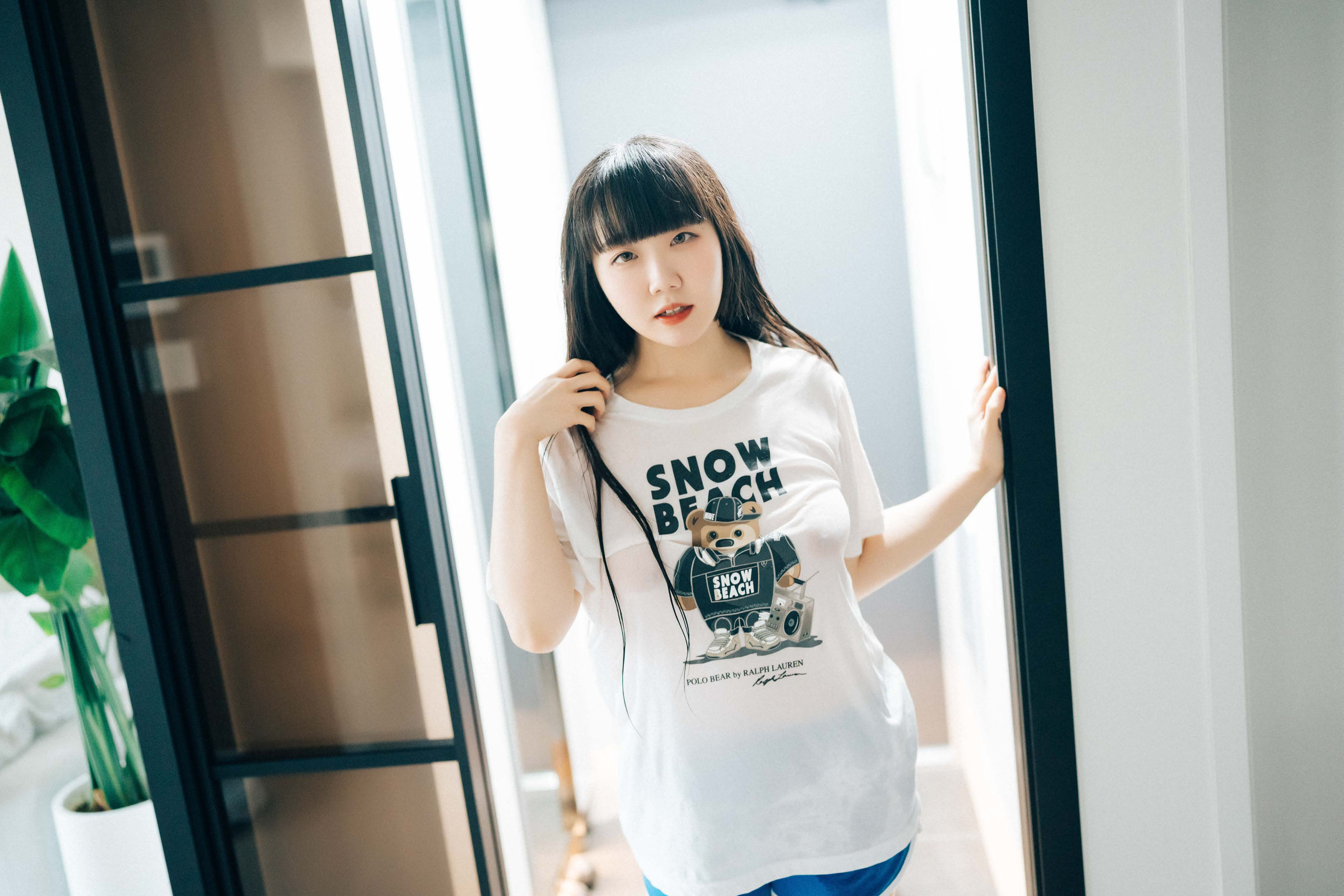 Haivia Doyeon - Sudden Visit  第3张