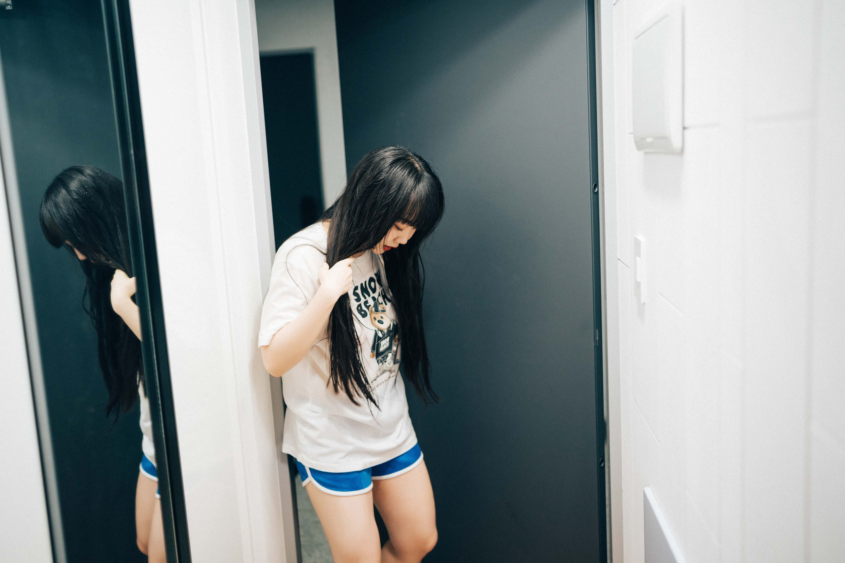Haivia Doyeon - Sudden Visit  第1张