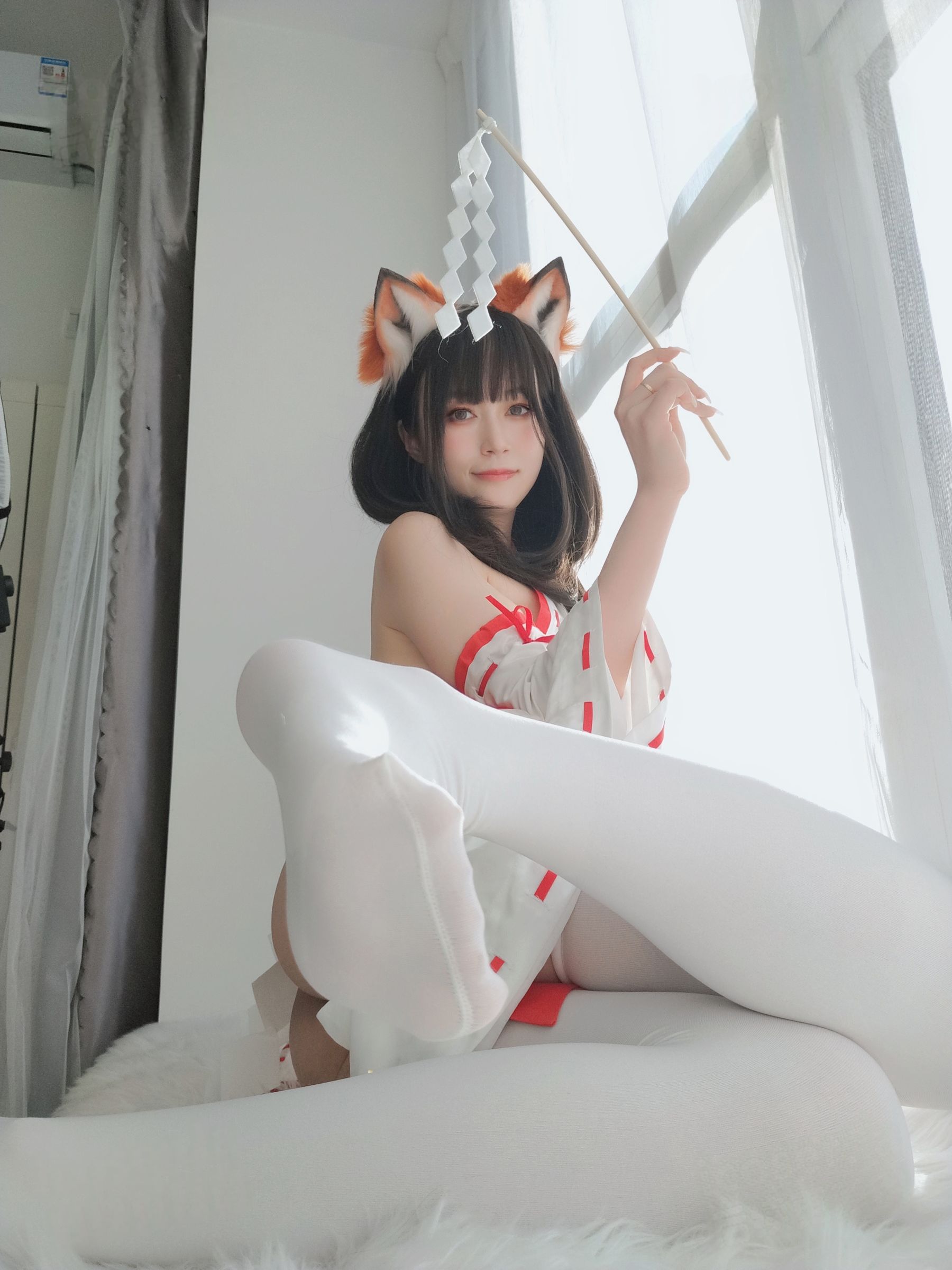 Coser小姐姐 白银 - 神社小狐狸