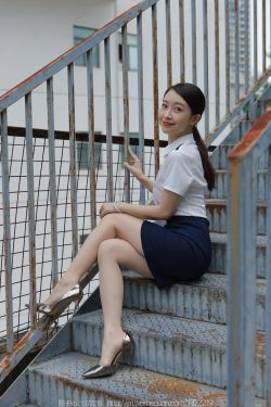 IESS异思趣向 - 模特:小婕 《桌上的交易》