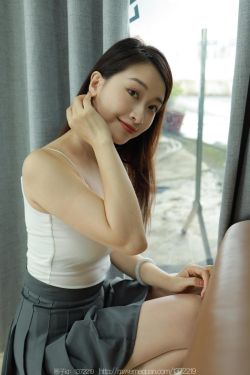 IESS异思趣向 - 模特: 小婕 《性感吊带》